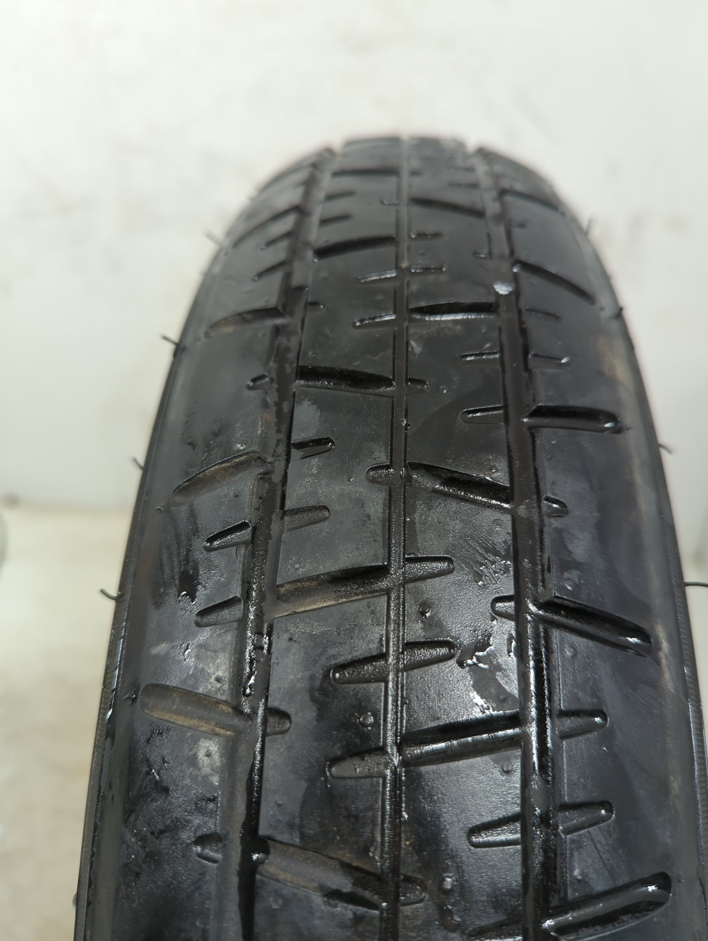 2014 Chevrolet Impala Limited Spare Donut Tire Wheel Rim Oem - Oemusedautoparts1.com