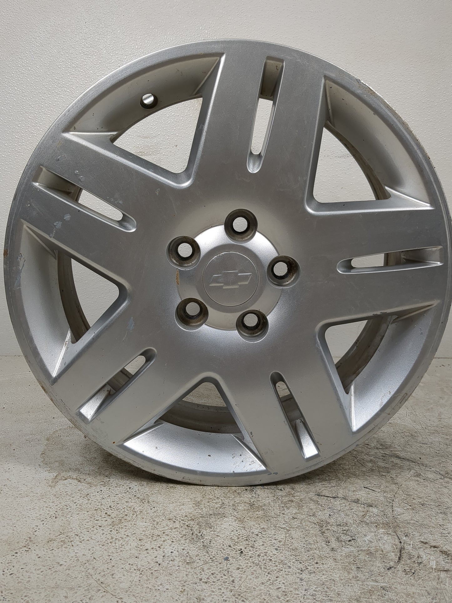 2014 Chevrolet Impala Limited Oem Wheel Rim - Oemusedautoparts1.com