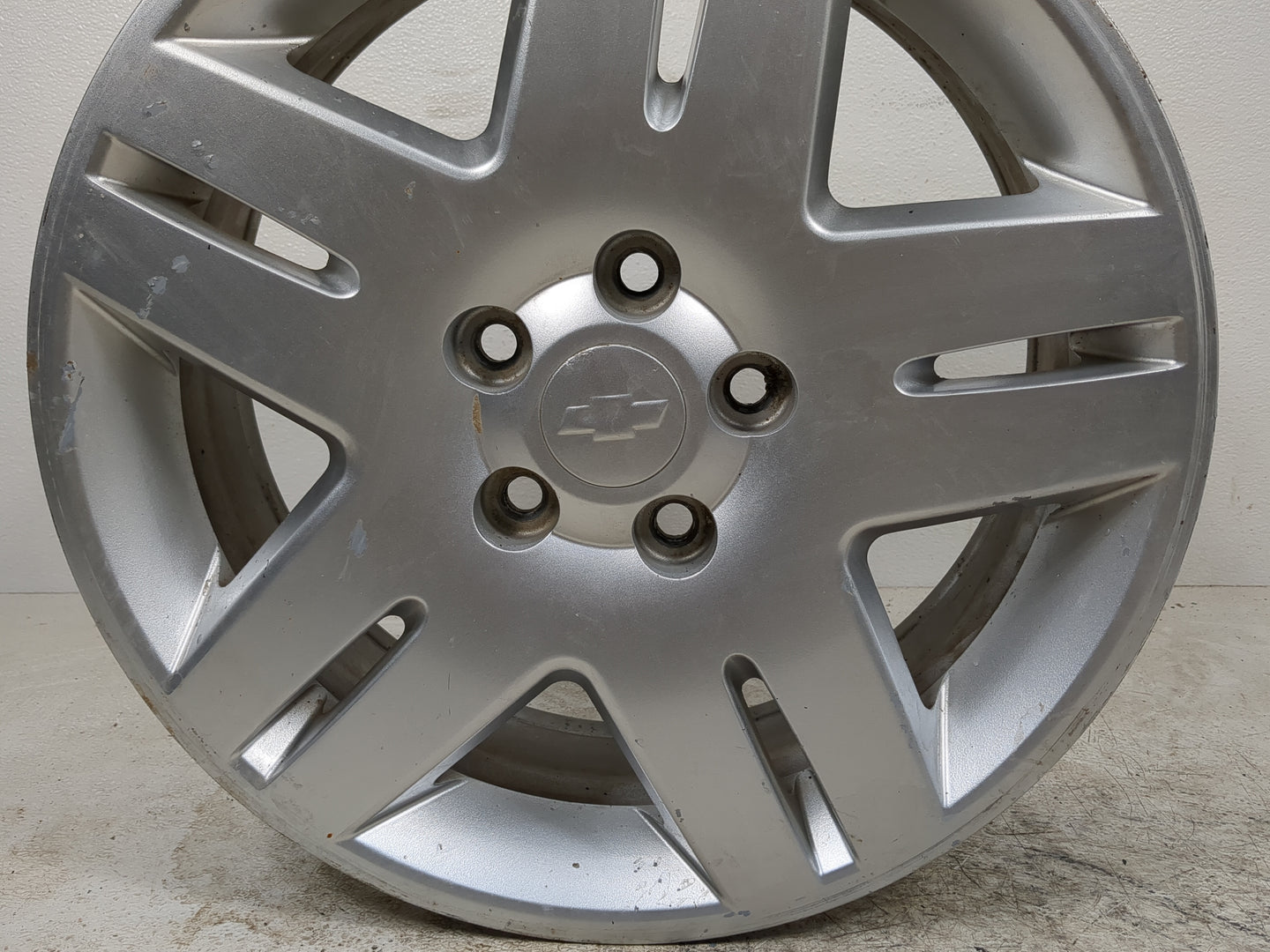 2014 Chevrolet Impala Limited Oem Wheel Rim - Oemusedautoparts1.com
