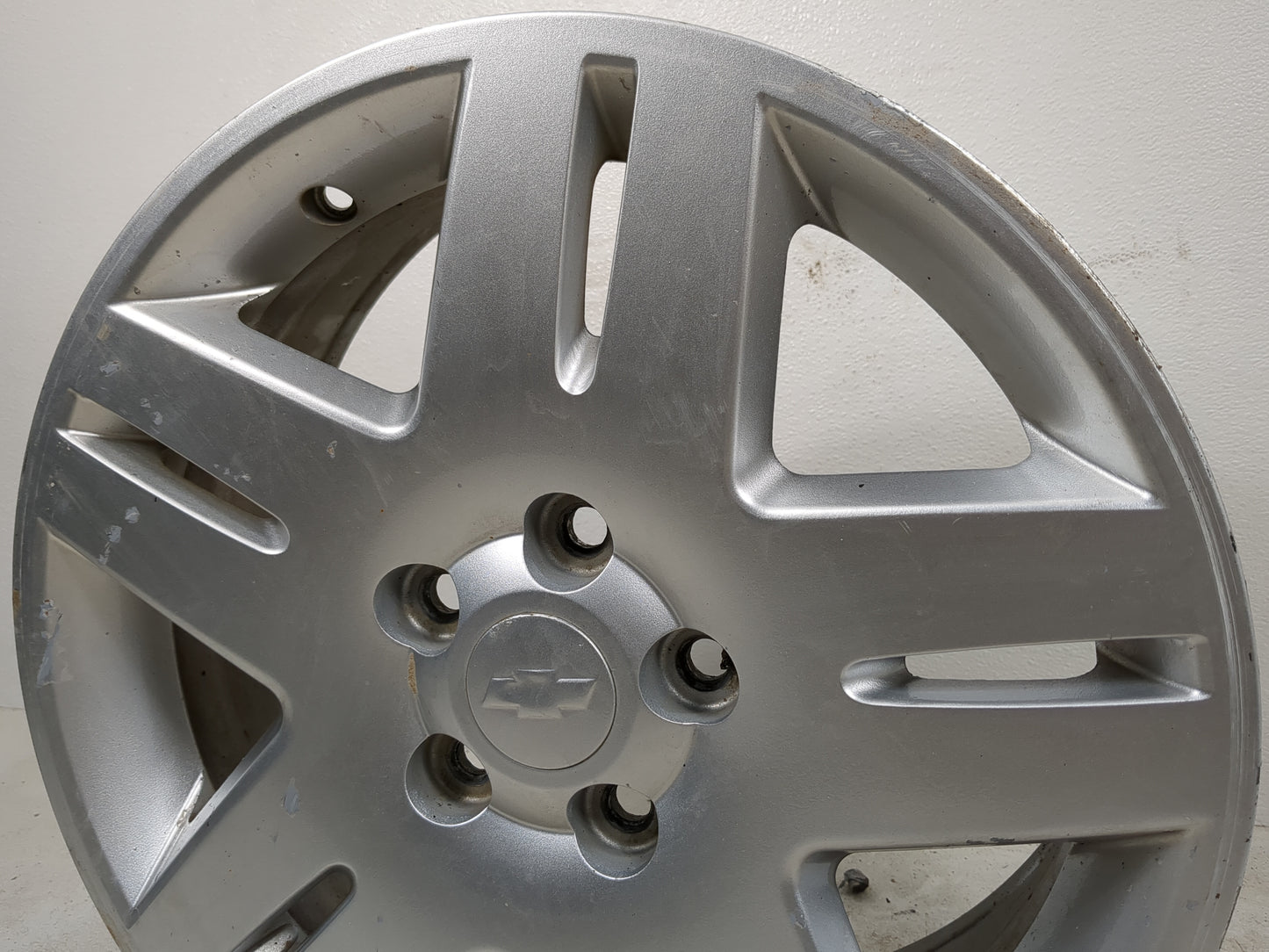 2014 Chevrolet Impala Limited Oem Wheel Rim - Oemusedautoparts1.com