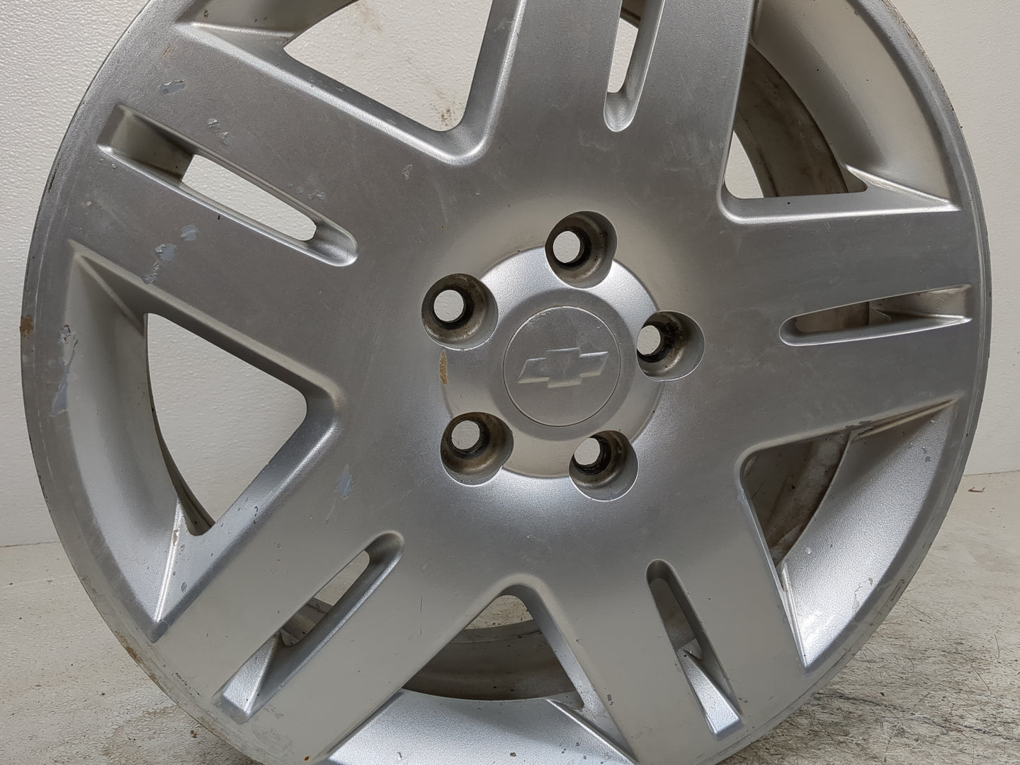 2014 Chevrolet Impala Limited Oem Wheel Rim - Oemusedautoparts1.com