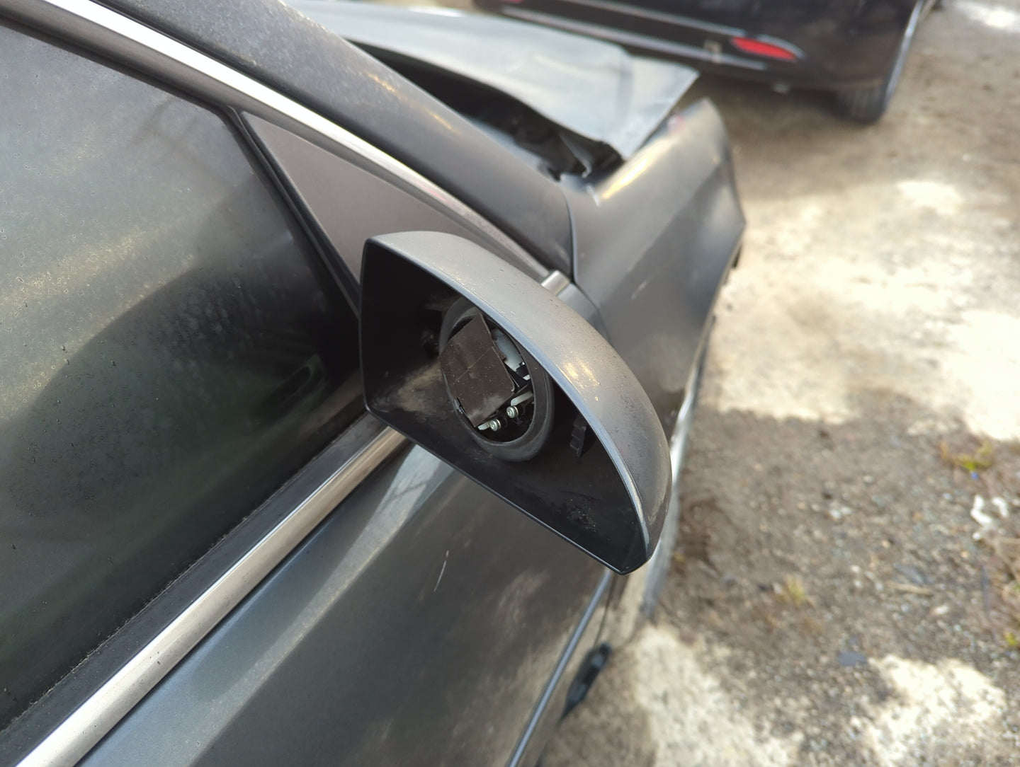 2014 Chevrolet Impala Limited Passenger Side View Mirror - Right Door Mirror OEM Used - Oemusedautoparts1.com