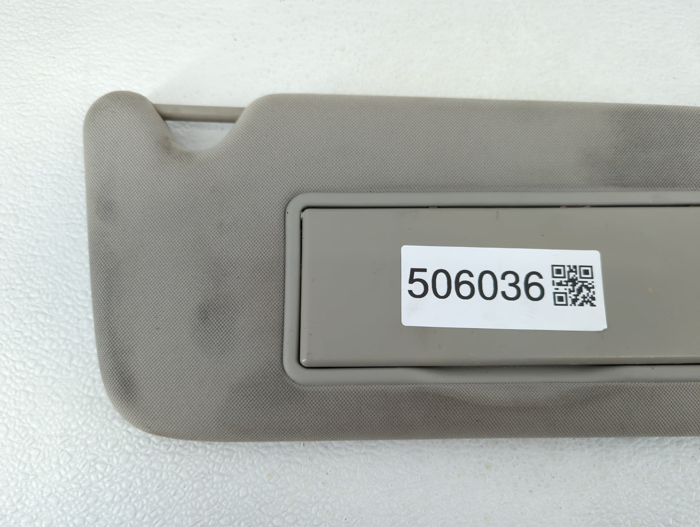 2014 Chevrolet Impala Limited Sun Visor Shade Replacement Passenger Right Mirror Fits OEM Used Auto Parts - Oemusedautoparts