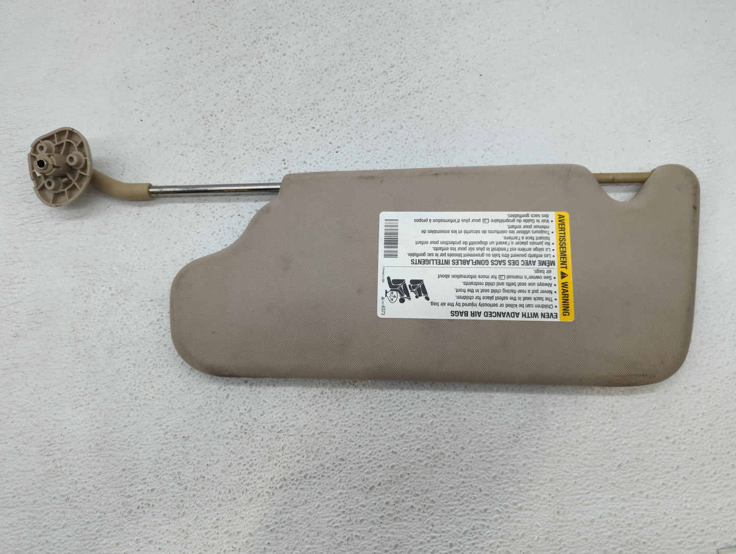 2014 Chevrolet Impala Limited Sun Visor Shade Replacement Passenger Right Mirror Fits OEM Used Auto Parts - Oemusedautoparts