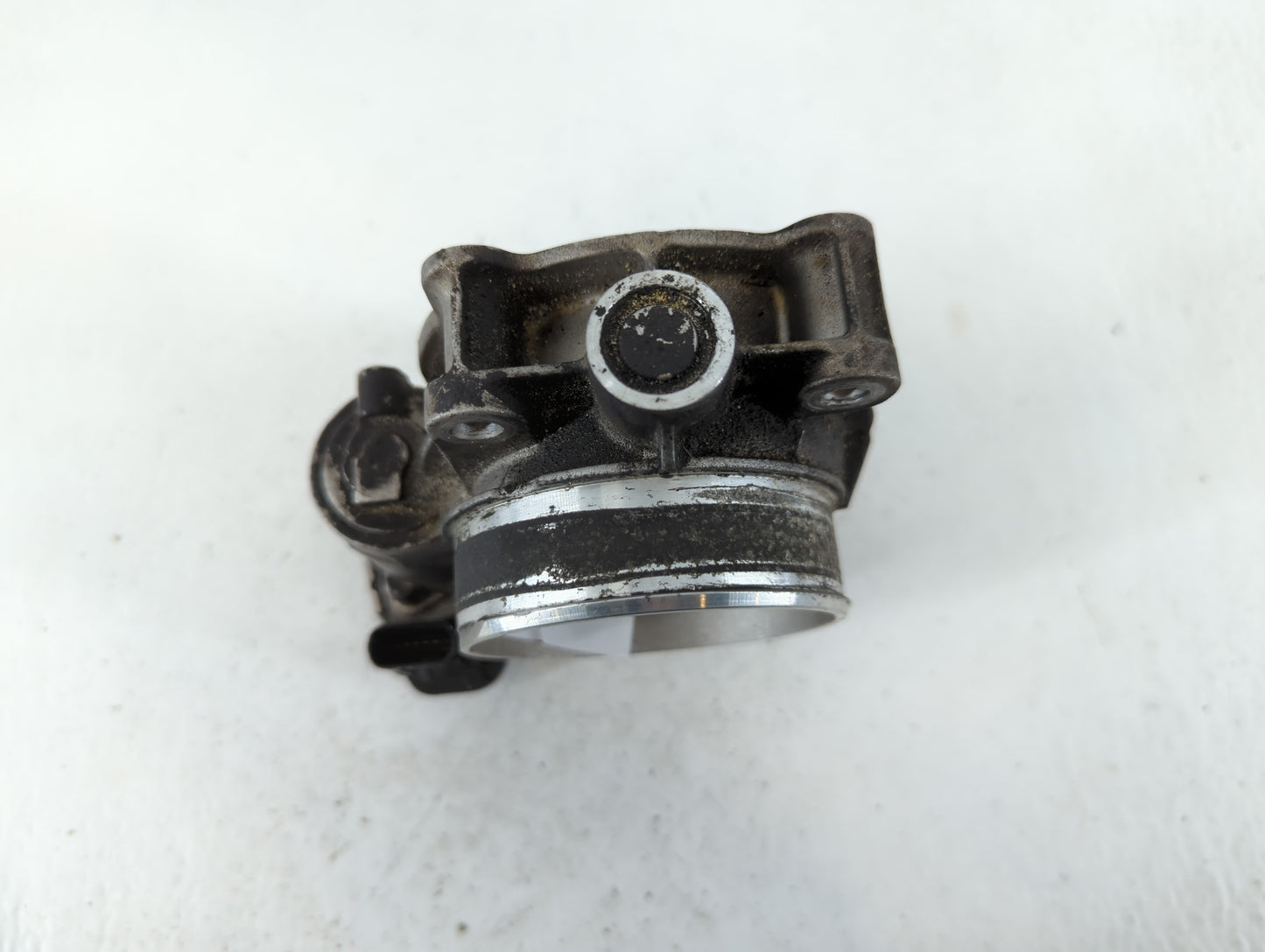 2014 Chevrolet Impala Limited Throttle Body Fits Fits 2012 2013 2015 2016 2017 2018 2019 2020 2021 2022 OEM Used Auto Parts 