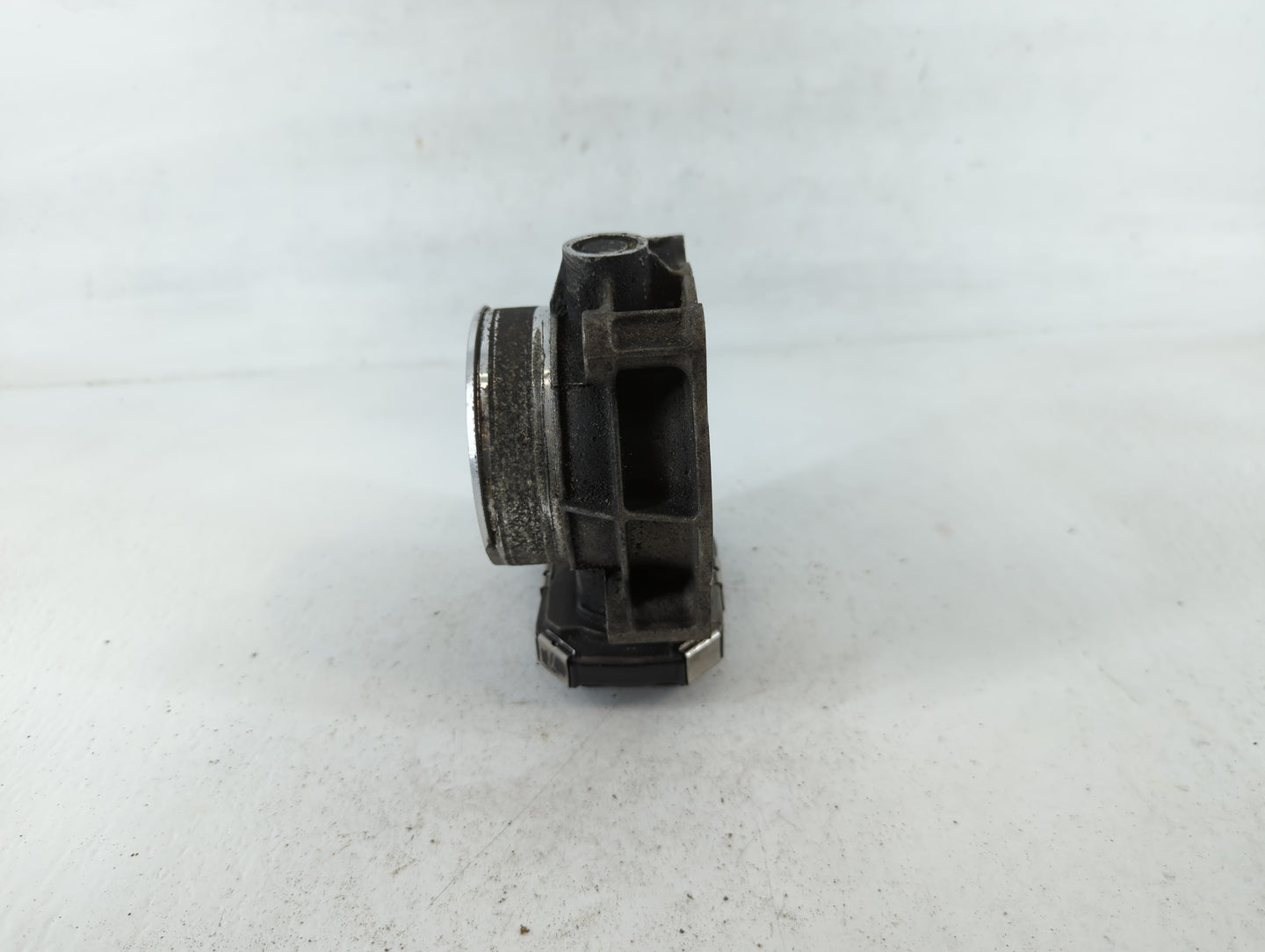 2014 Chevrolet Impala Limited Throttle Body Fits Fits 2012 2013 2015 2016 2017 2018 2019 2020 2021 2022 OEM Used Auto Parts 