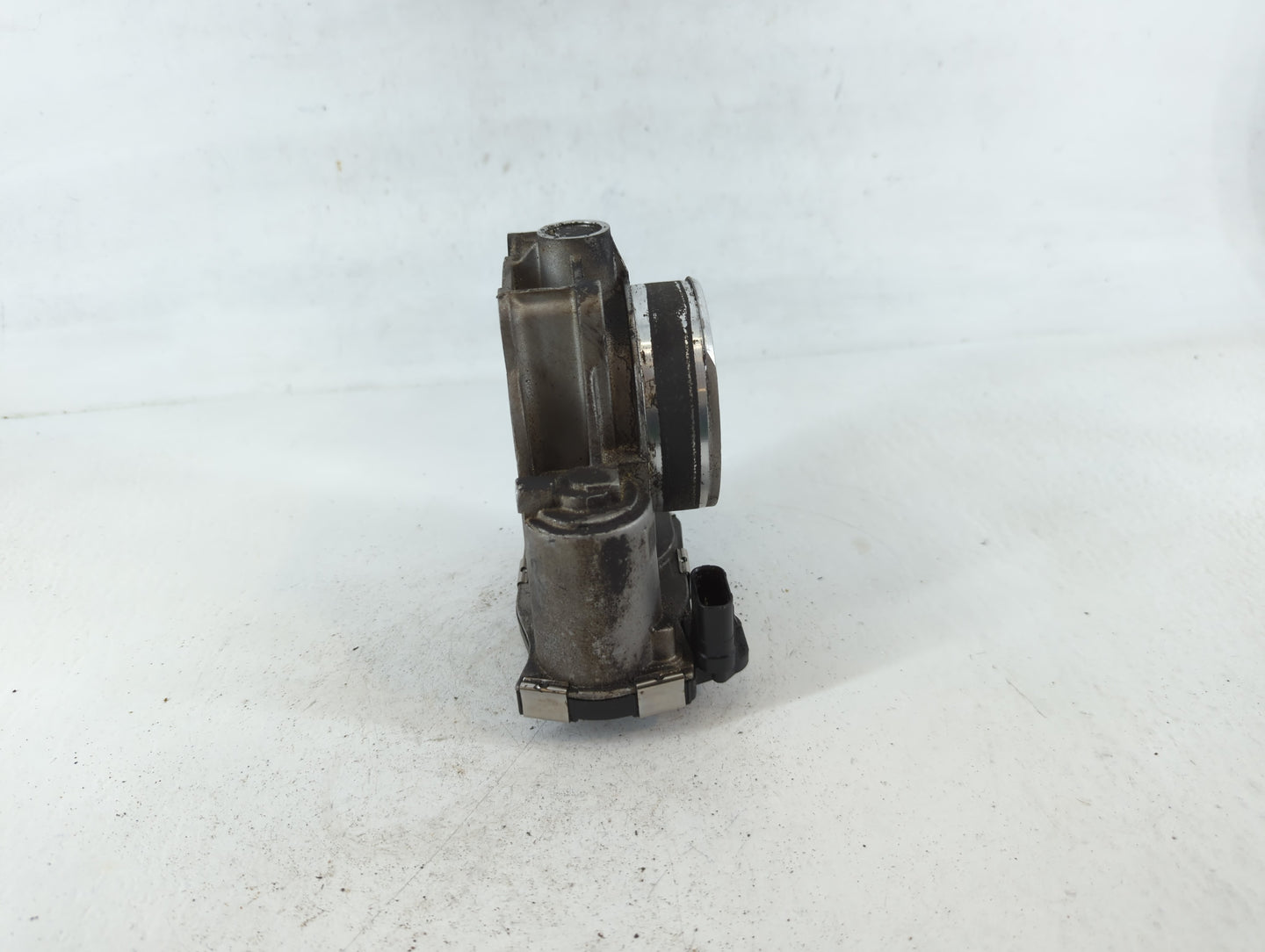 2014 Chevrolet Impala Limited Throttle Body Fits Fits 2012 2013 2015 2016 2017 2018 2019 2020 2021 2022 OEM Used Auto Parts 