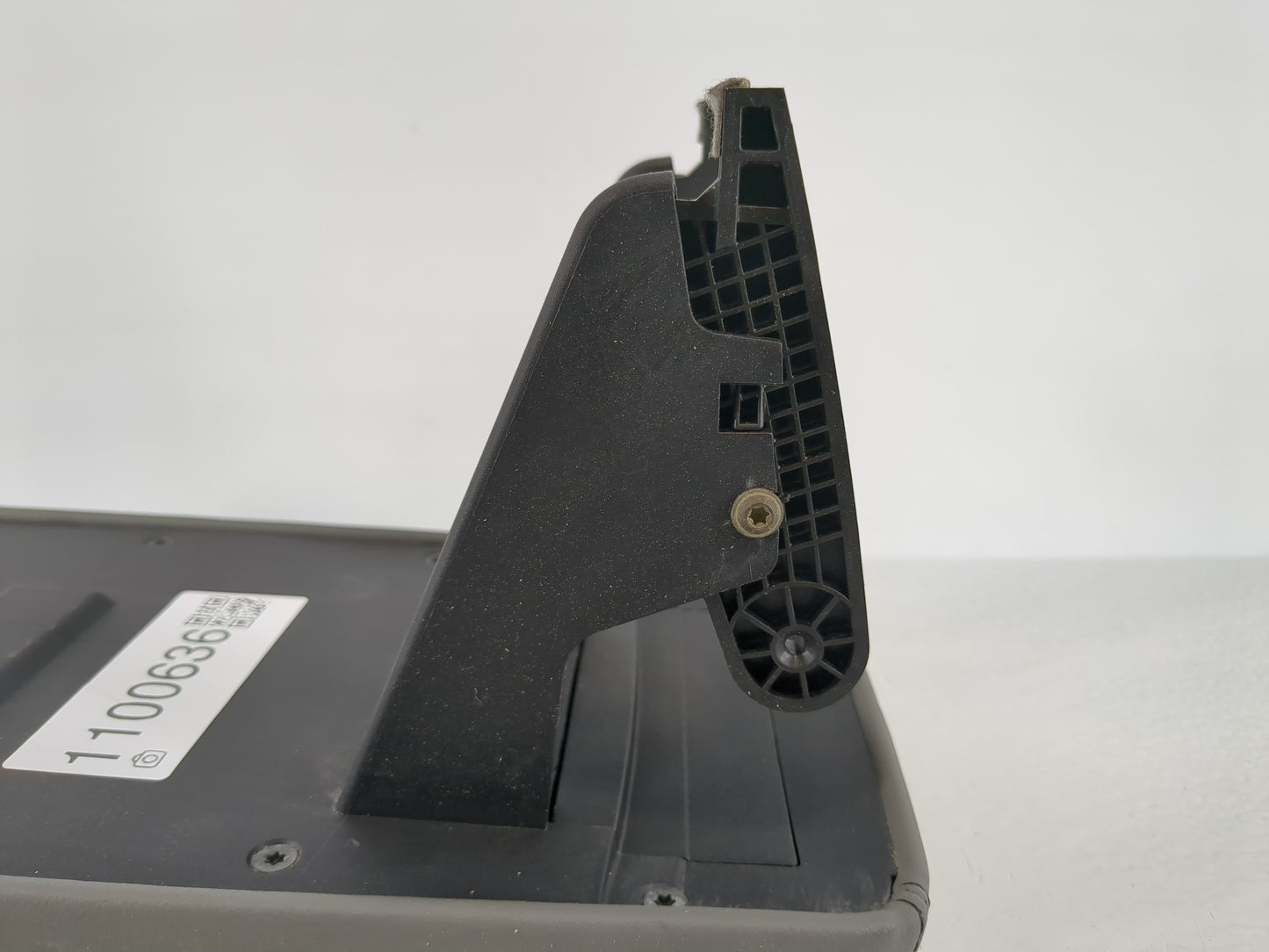 2014 Chevrolet Malibu Center Console Armrest Cover Lid Fits OEM Used Auto Parts - Oemusedautoparts1.com