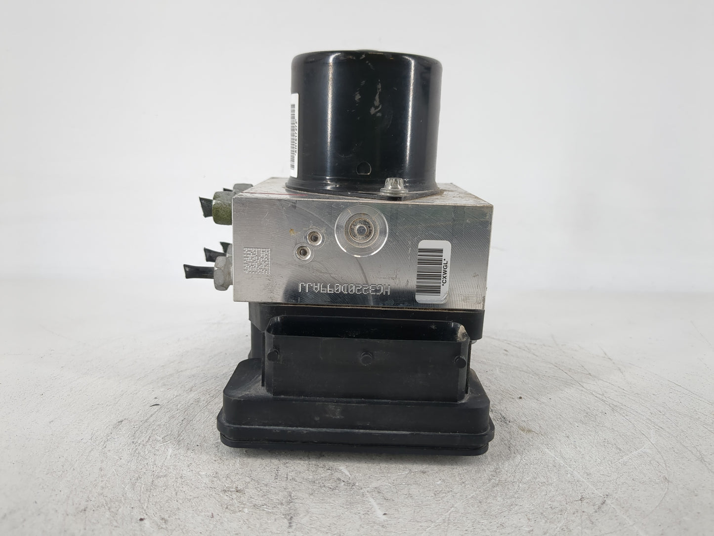 2013-2016 Chevrolet Malibu ABS Pump Control Module Replacement P/N:22971448 Fits Fits 2012 2013 2014 2015 2016 OEM Used Auto