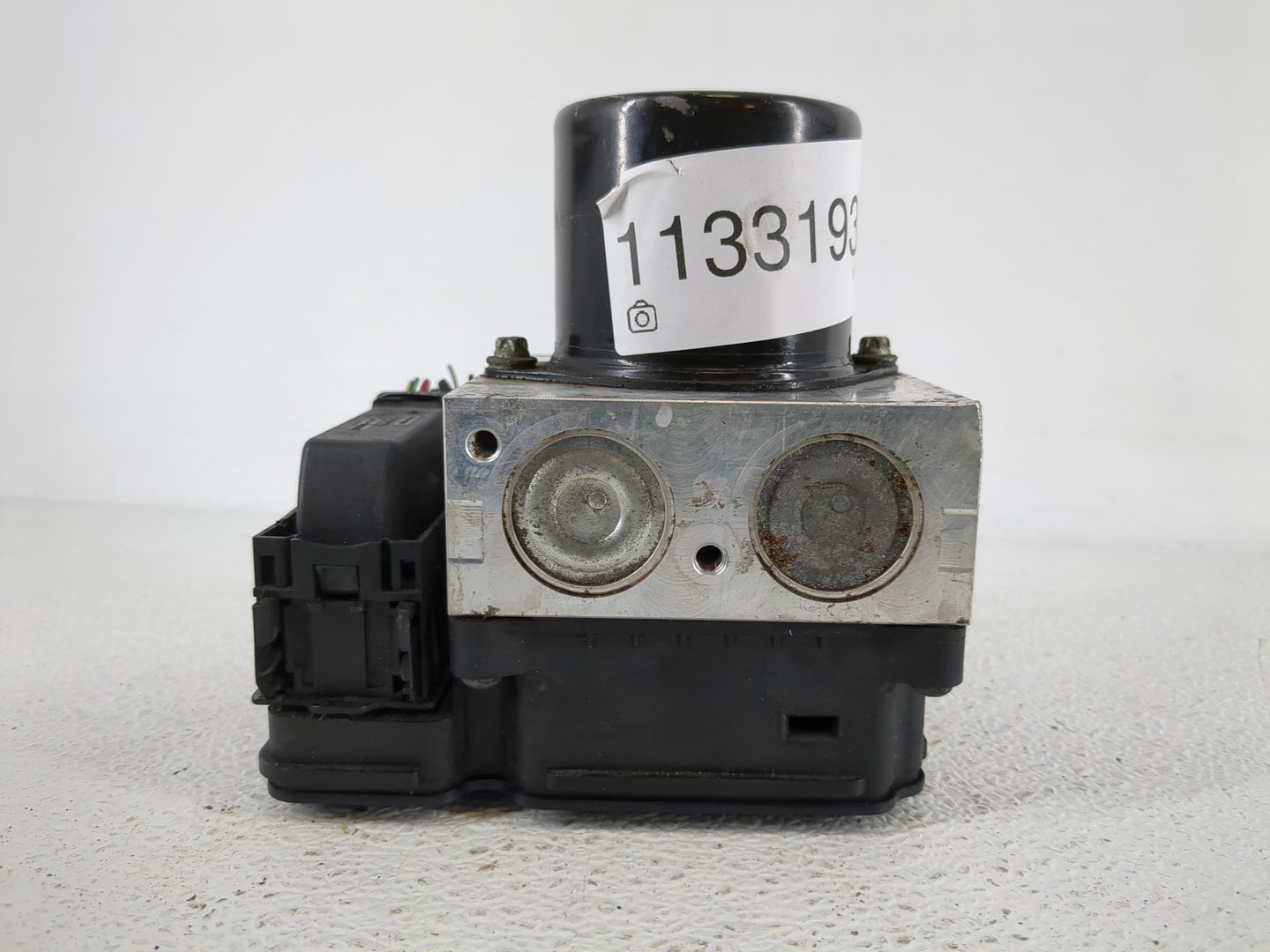 2013-2016 Chevrolet Malibu ABS Pump Control Module Replacement P/N:22863598 Fits Fits 2012 2013 2014 2015 2016 OEM Used Auto