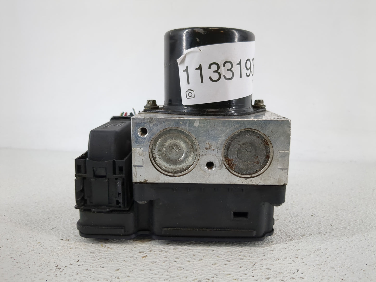 2013-2016 Chevrolet Malibu ABS Pump Control Module Replacement P/N:22863598 Fits Fits 2012 2013 2014 2015 2016 OEM Used Auto