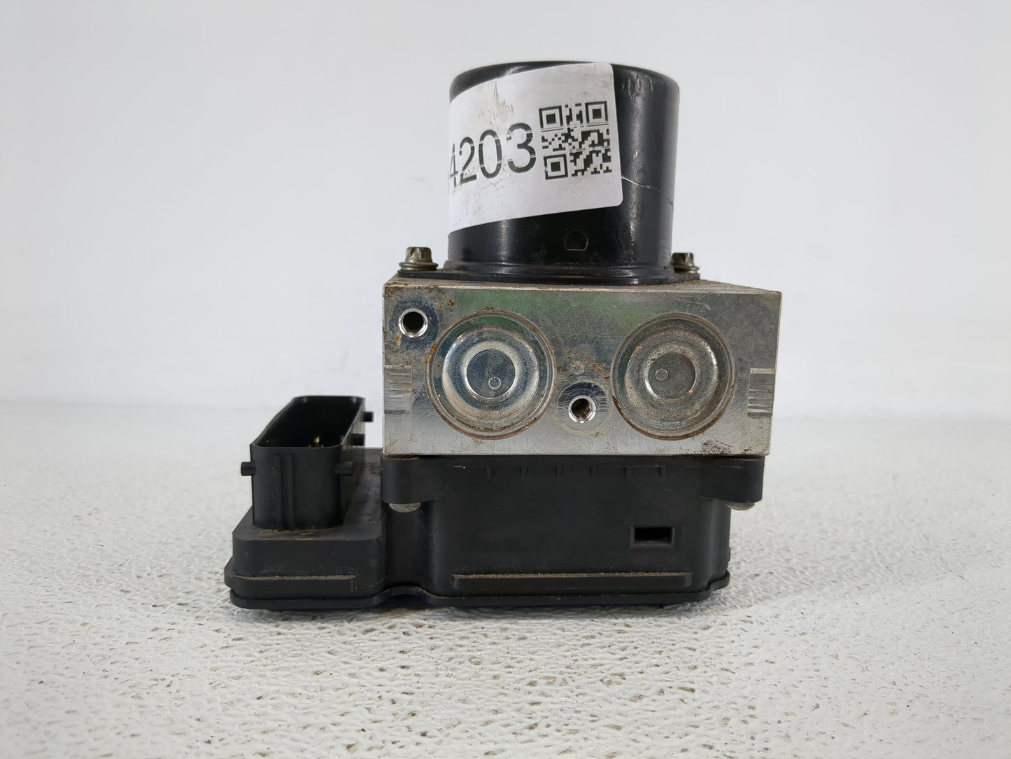2013-2016 Chevrolet Malibu ABS Pump Control Module Replacement P/N:22863598 Fits Fits 2012 2013 2014 2015 2016 OEM Used Auto