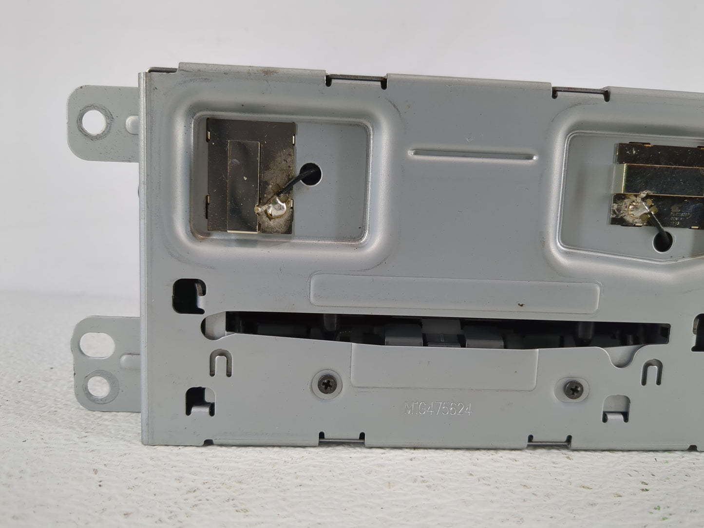 2014-2016 Chevrolet Malibu Radio AM FM Cd Player Receiver Replacement P/N:23206559 Fits Fits 2014 2015 2016 OEM Used Auto Pa