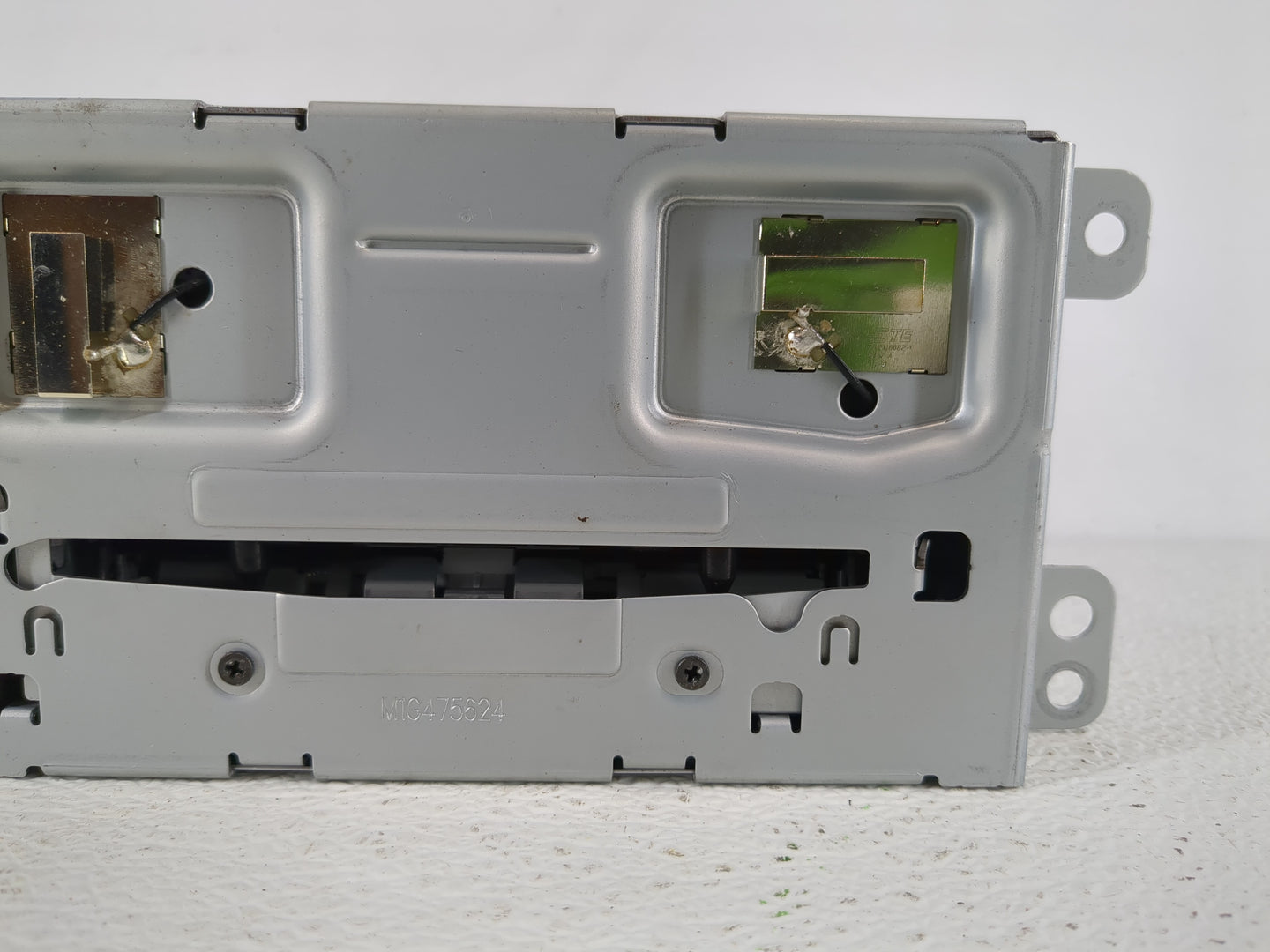 2014-2016 Chevrolet Malibu Radio AM FM Cd Player Receiver Replacement P/N:23206559 Fits Fits 2014 2015 2016 OEM Used Auto Pa