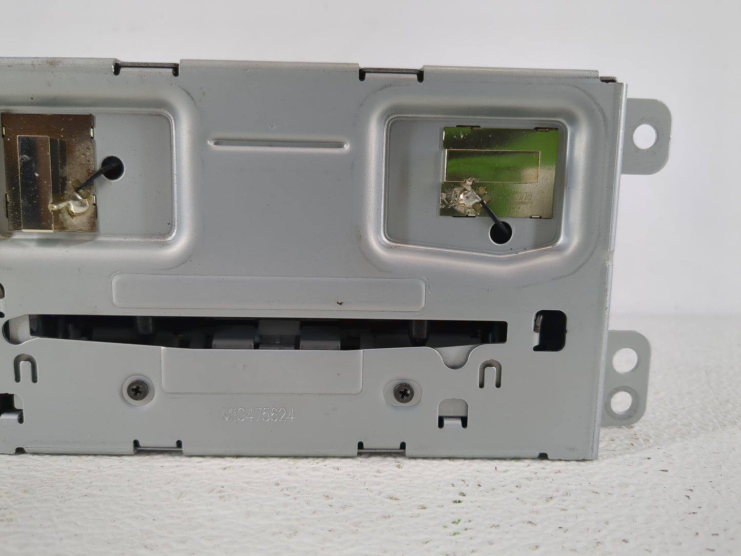 2014-2016 Chevrolet Malibu Radio AM FM Cd Player Receiver Replacement P/N:23206559 Fits Fits 2014 2015 2016 OEM Used Auto Pa