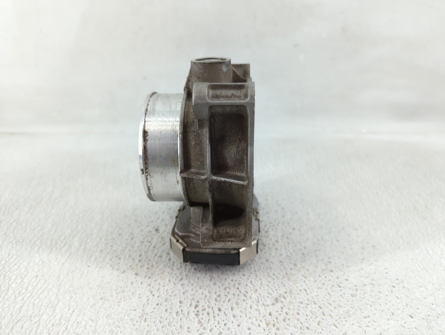 2013-2015 Chevrolet Malibu Throttle Body P/N:12627067DA Fits Fits 2013 2014 2015 2017 2018 2019 2020 OEM Used Auto Parts - O