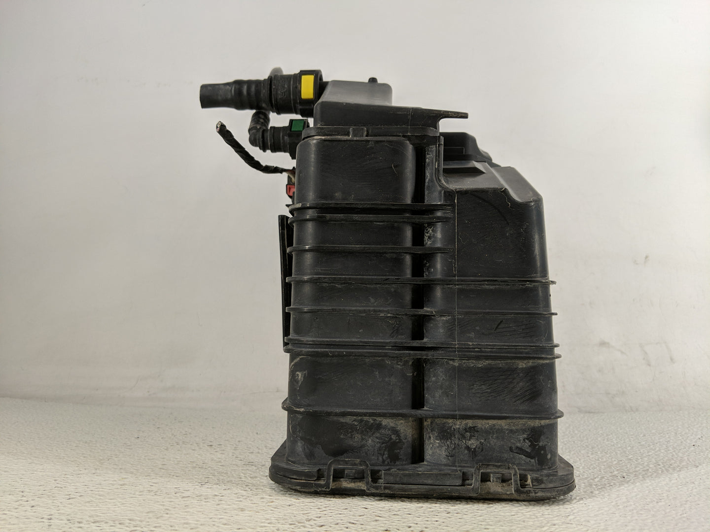 2014 Chevrolet Malibu Fuel Vapor Charcoal Canister - Oemusedautoparts1.com