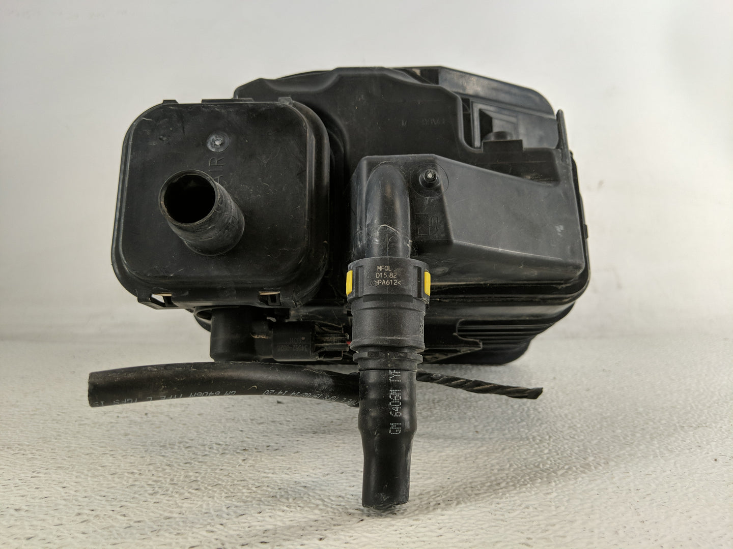 2014 Chevrolet Malibu Fuel Vapor Charcoal Canister - Oemusedautoparts1.com