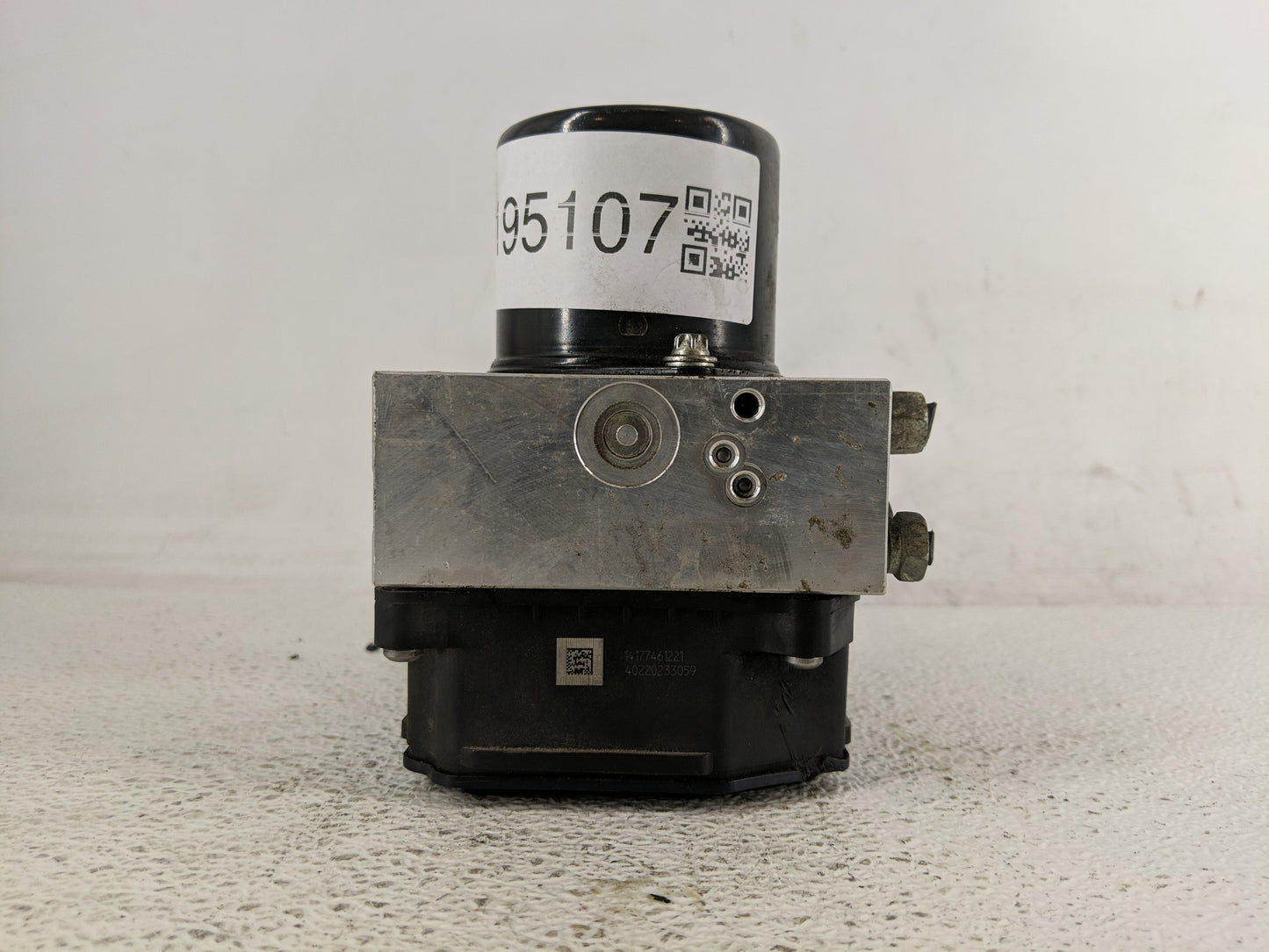 2013-2016 Chevrolet Malibu ABS Pump Control Module Replacement P/N:22863598 Fits Fits 2012 2013 2014 2015 2016 OEM Used Auto