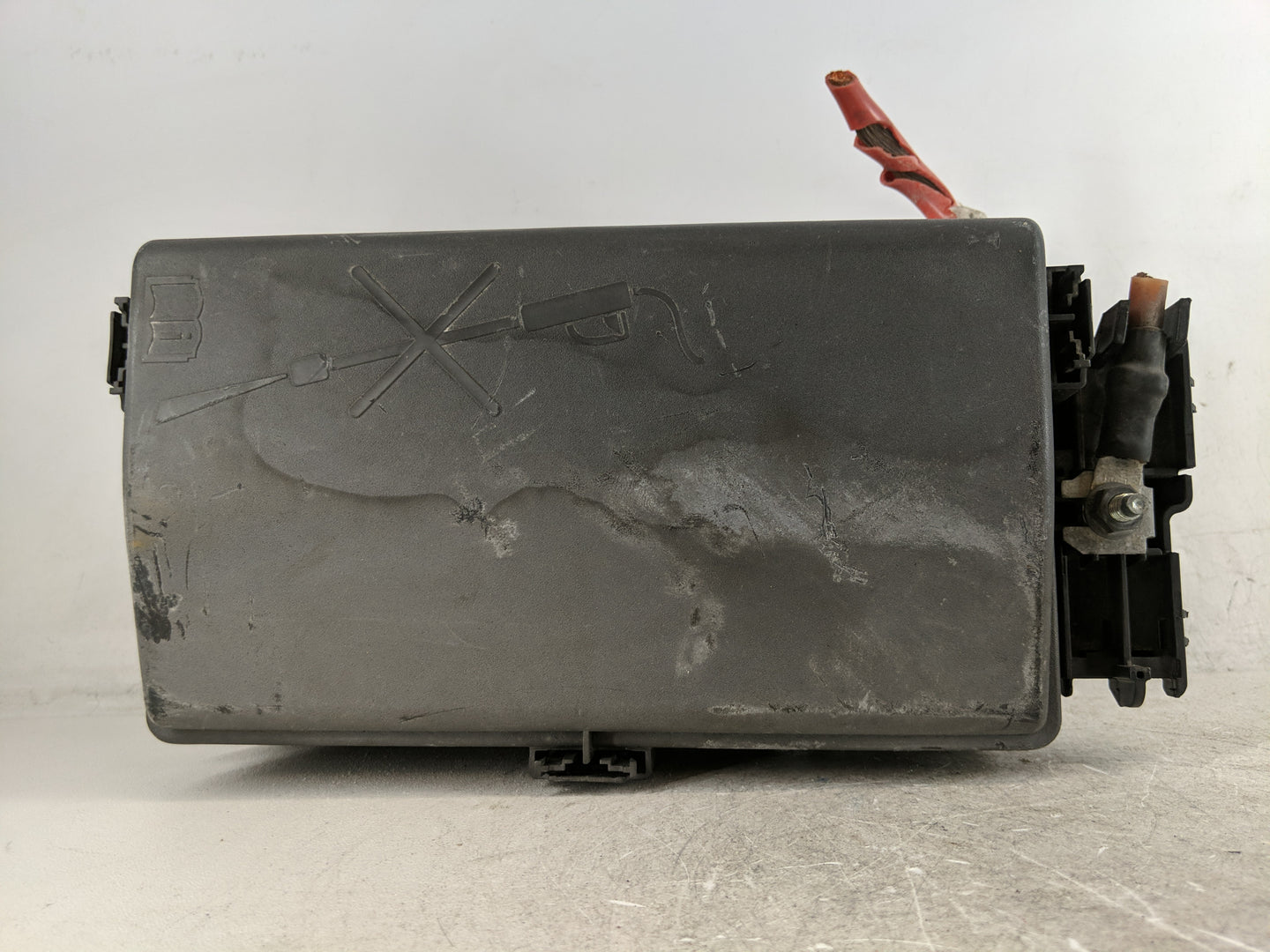 2014-2016 Chevrolet Malibu Fusebox Fuse Box Panel Relay Module P/N:23202763 01 Fits Fits 2014 2015 2016 OEM Used Auto Parts 