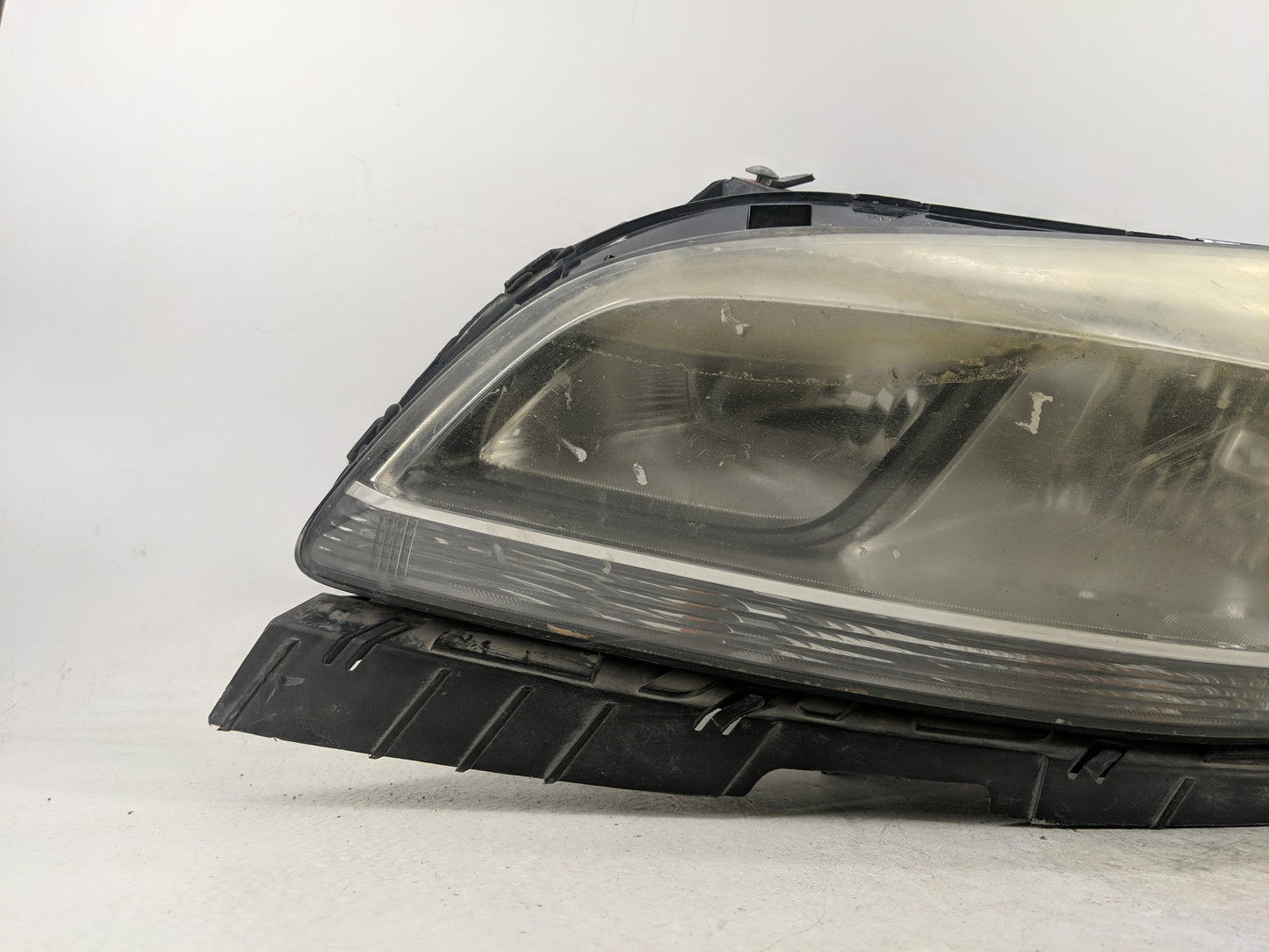 2013-2016 Chevrolet Malibu Driver Left Oem Head Light Headlight Lamp - Oemusedautoparts1.com