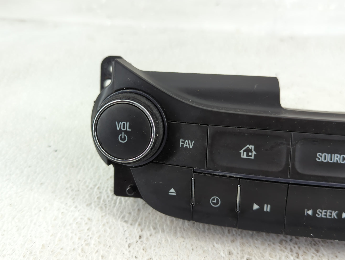 2014-2014 Chevrolet Malibu Radio Control Panel - Oemusedautoparts1.com