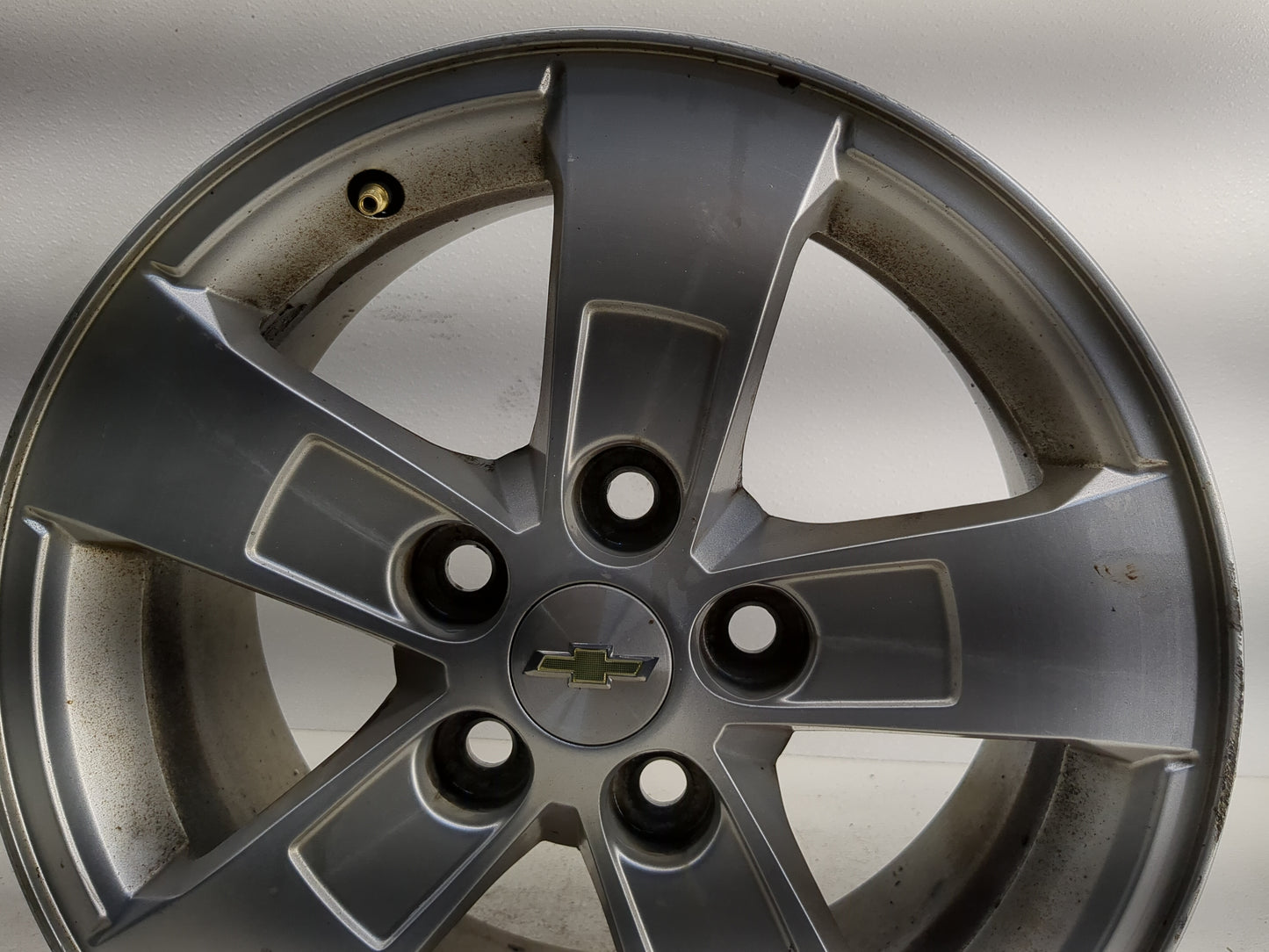 2013-2016 Chevrolet Malibu Oem Wheel Rim 1244286 - Oemusedautoparts1.com