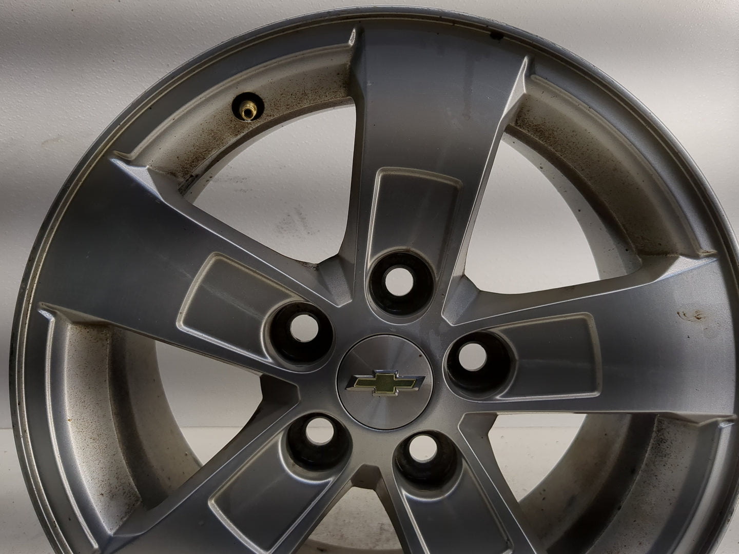 2013-2016 Chevrolet Malibu Oem Wheel Rim 1244286 - Oemusedautoparts1.com