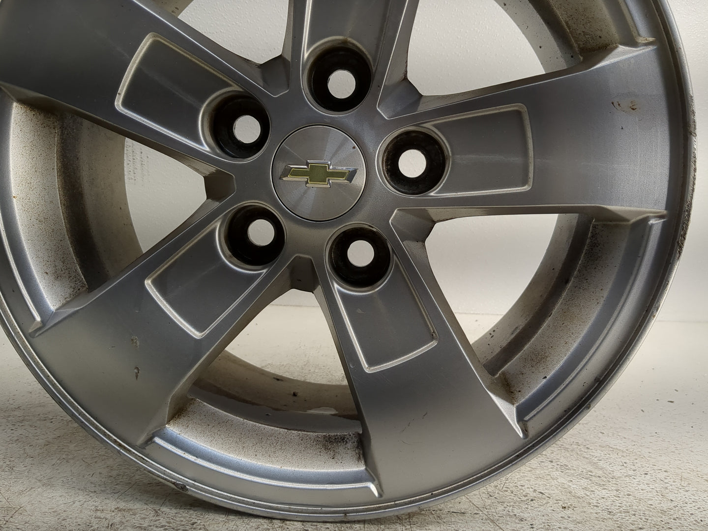 2013-2016 Chevrolet Malibu Oem Wheel Rim 1244286 - Oemusedautoparts1.com