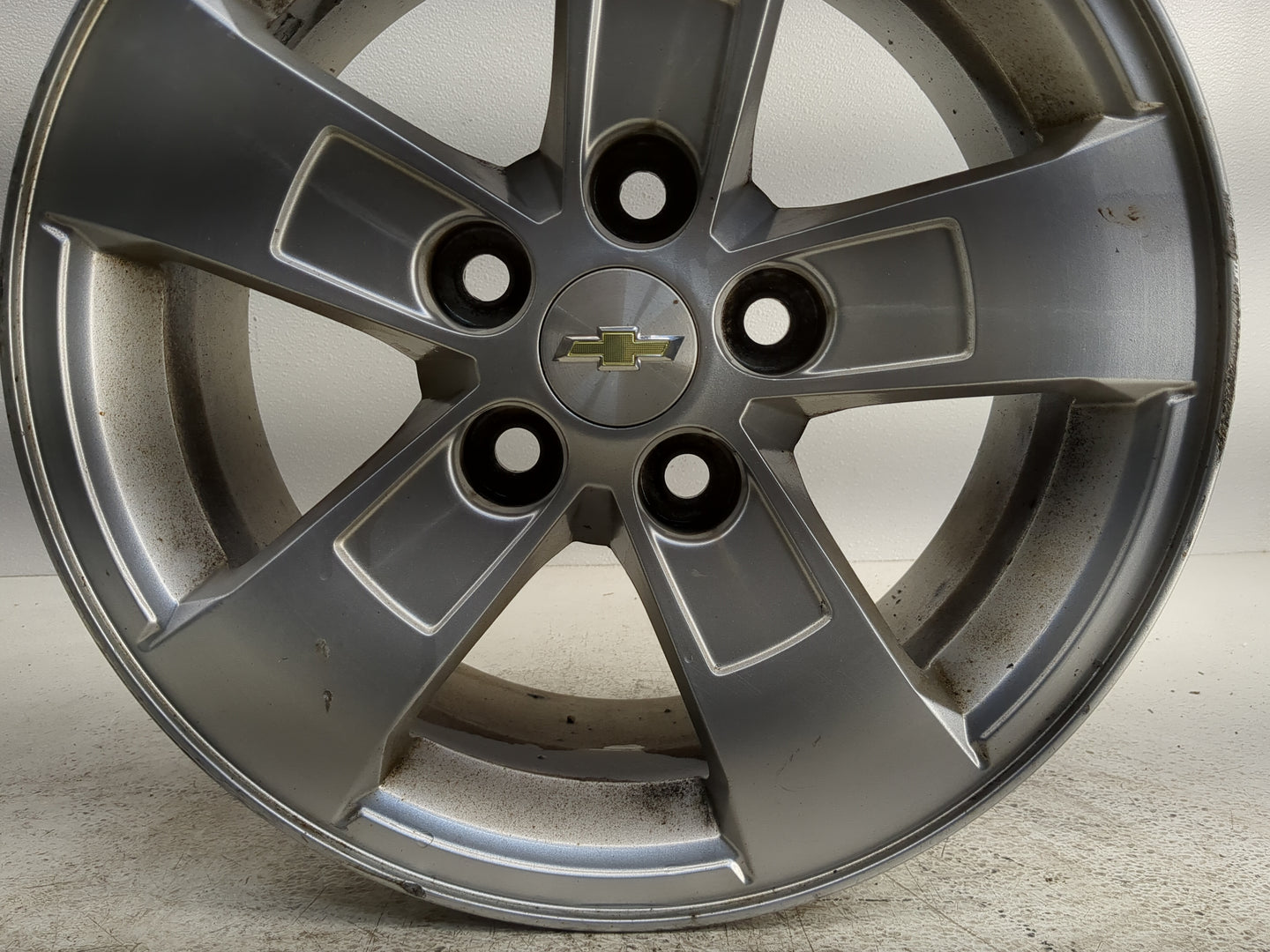 2013-2016 Chevrolet Malibu Oem Wheel Rim 1244286 - Oemusedautoparts1.com