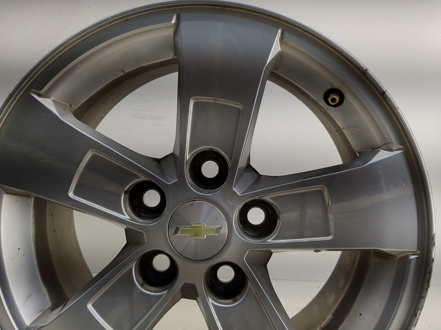 2013-2016 Chevrolet Malibu Oem Wheel Rim 1244287 - Oemusedautoparts1.com