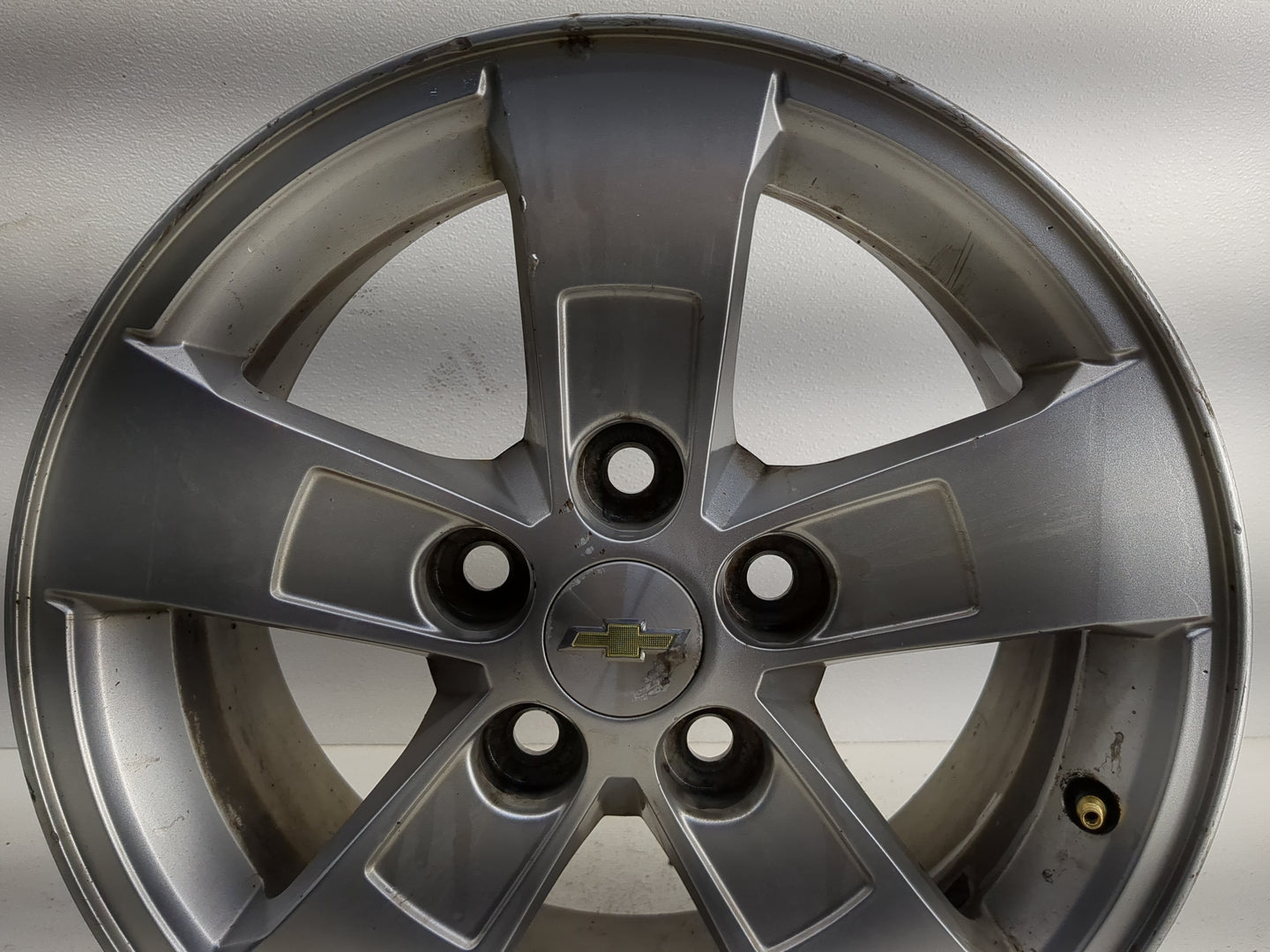 2013-2016 Chevrolet Malibu Oem Wheel Rim 1244288 - Oemusedautoparts1.com