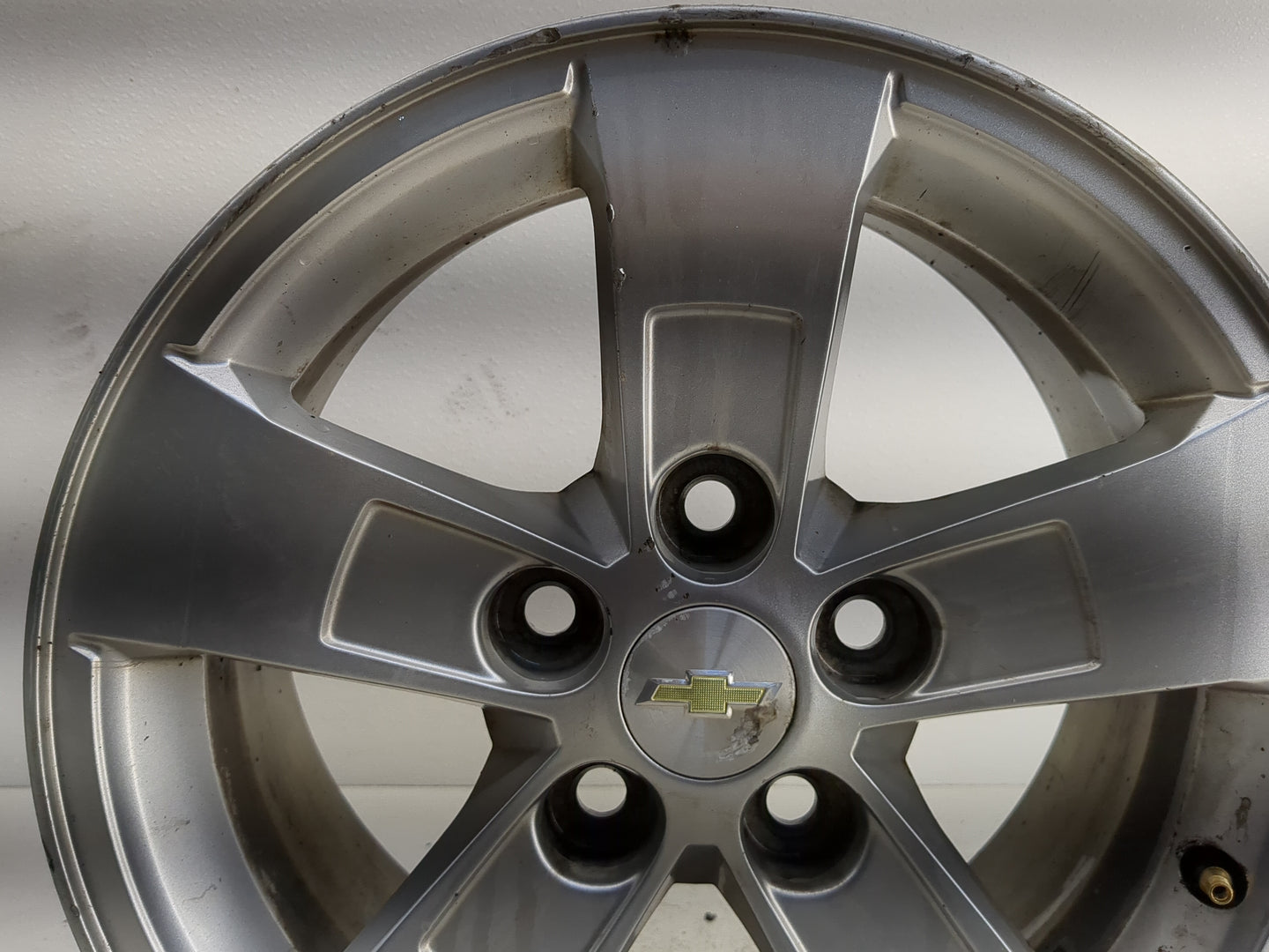 2013-2016 Chevrolet Malibu Oem Wheel Rim 1244288 - Oemusedautoparts1.com