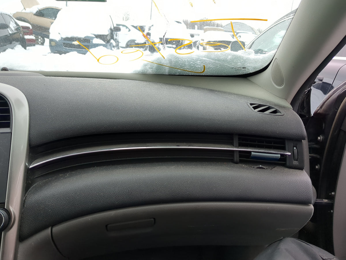 2013-2016 Chevrolet Malibu Air Bag Passenger Right Dashboard OEM Fits Fits 2013 2014 2015 2016 OEM Used Auto Parts - Oemused