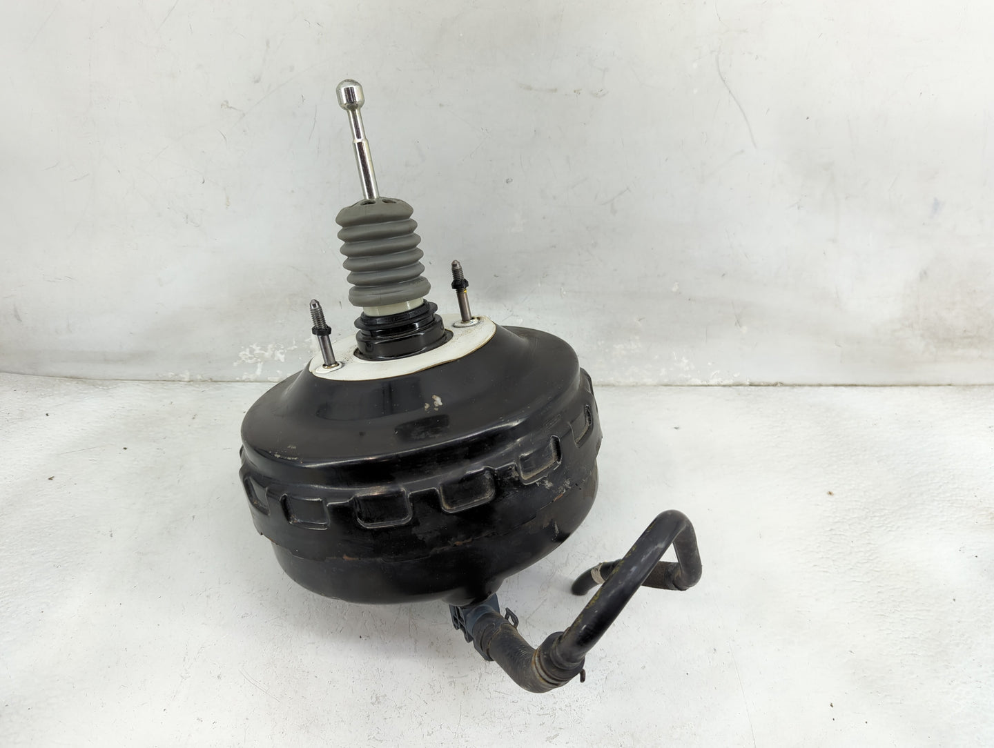 2013-2016 Chevrolet Malibu Power Brake Booster Oem 1258589 - Oemusedautoparts1.com