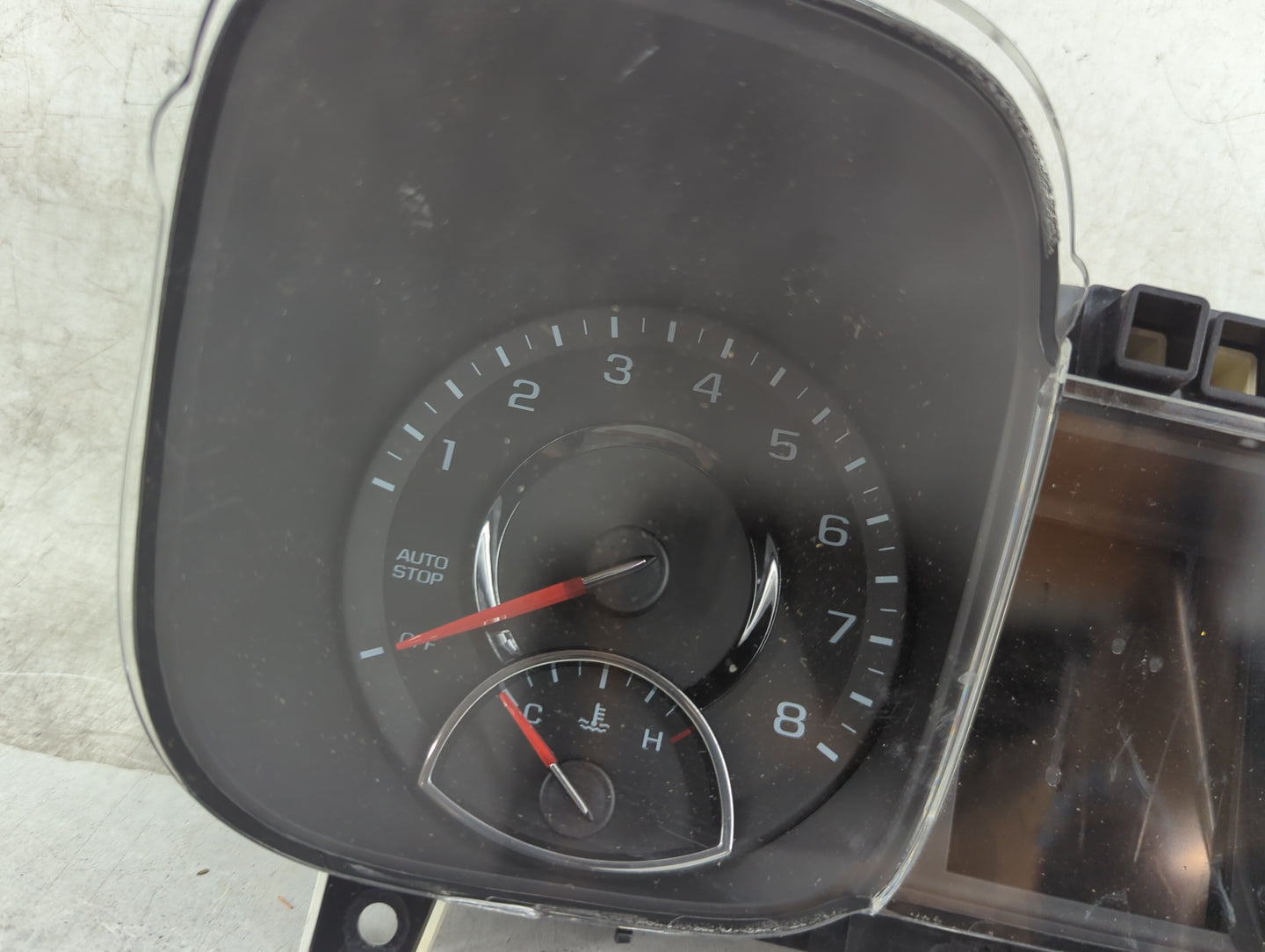 2014-2016 Chevrolet Malibu Instrument Cluster Speedometer Gauges Miles:128K Fits Fits 2014 2015 2016 OEM Used Auto Parts - O