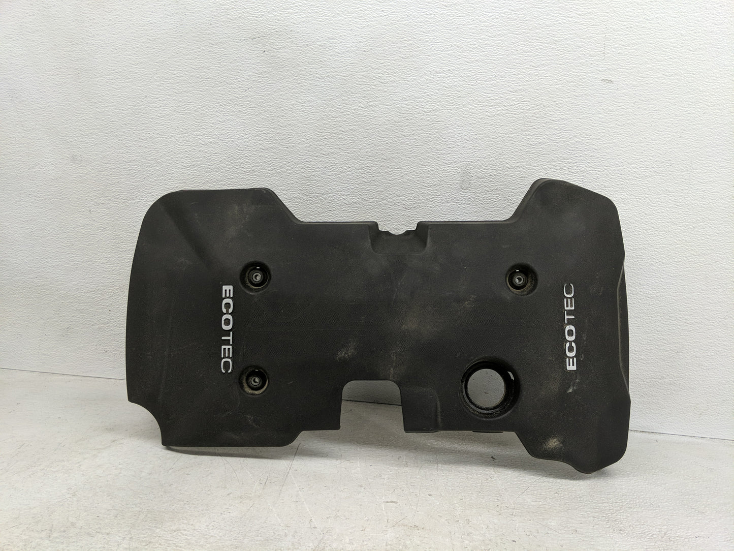 2014 Chevrolet Malibu Engine Cover - Oemusedautoparts1.com