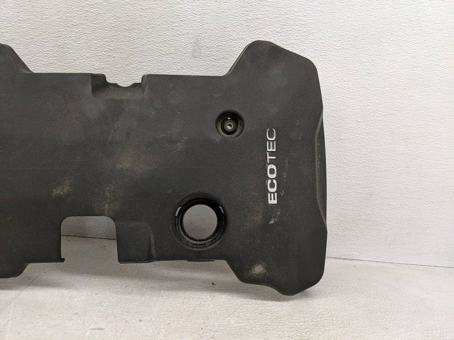 2014 Chevrolet Malibu Engine Cover - Oemusedautoparts1.com