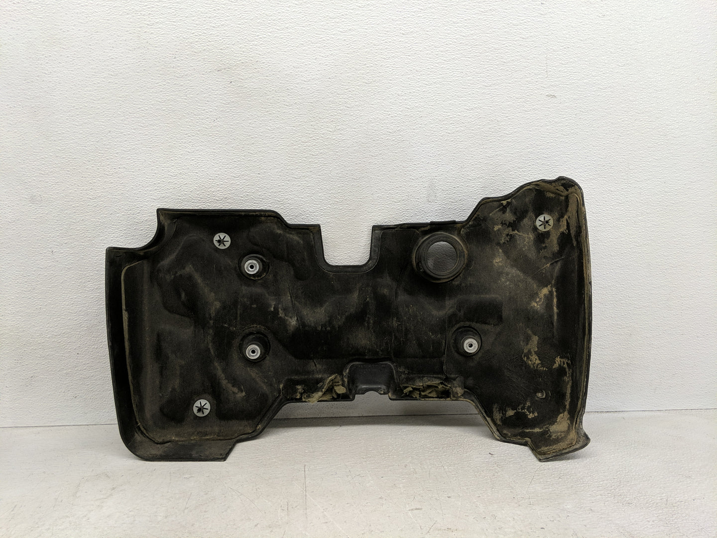 2014 Chevrolet Malibu Engine Cover - Oemusedautoparts1.com