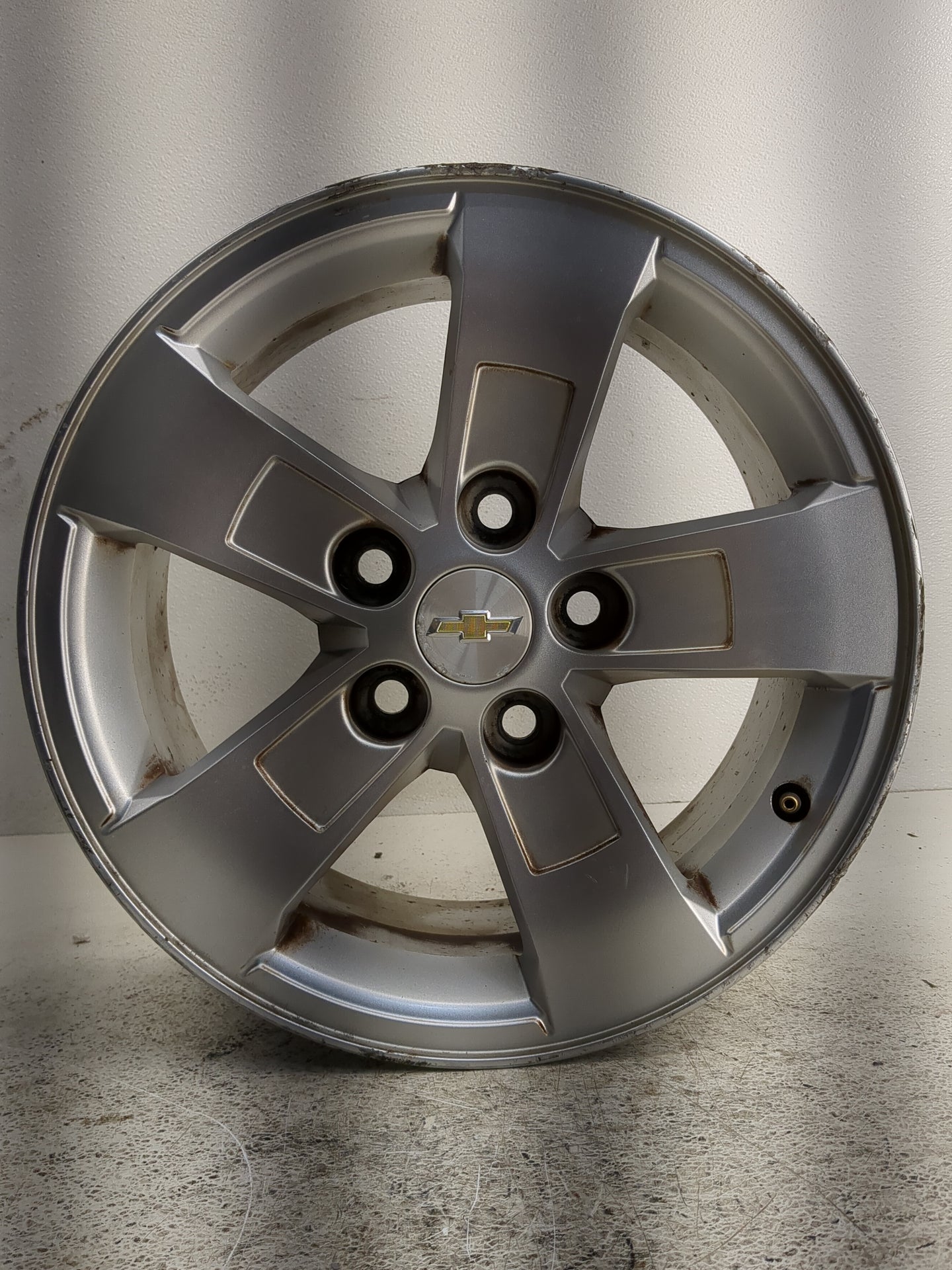 2013-2016 Chevrolet Malibu Oem Wheel Rim 1278618 - Oemusedautoparts1.com