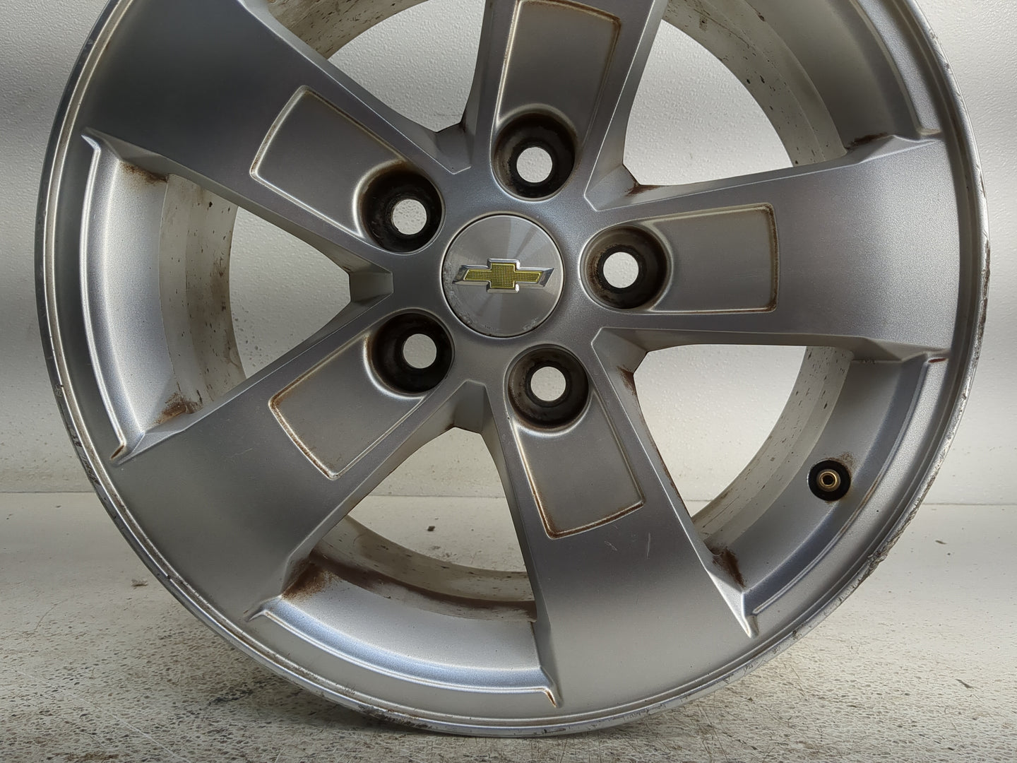 2013-2016 Chevrolet Malibu Oem Wheel Rim 1278618 - Oemusedautoparts1.com