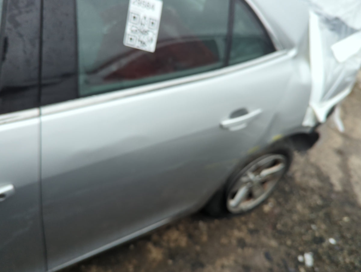 2013-2016 Chevrolet Malibu Driver Rear Door Oem 1280066 - Oemusedautoparts1.com