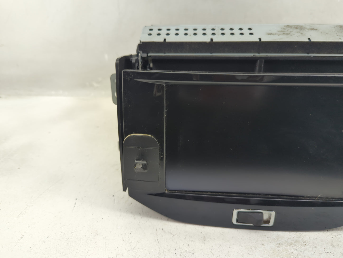 2014 Chevrolet Malibu Radio AM FM Cd Player Receiver Replacement P/N:23451238 Fits OEM Used Auto Parts - Oemusedautoparts1.c
