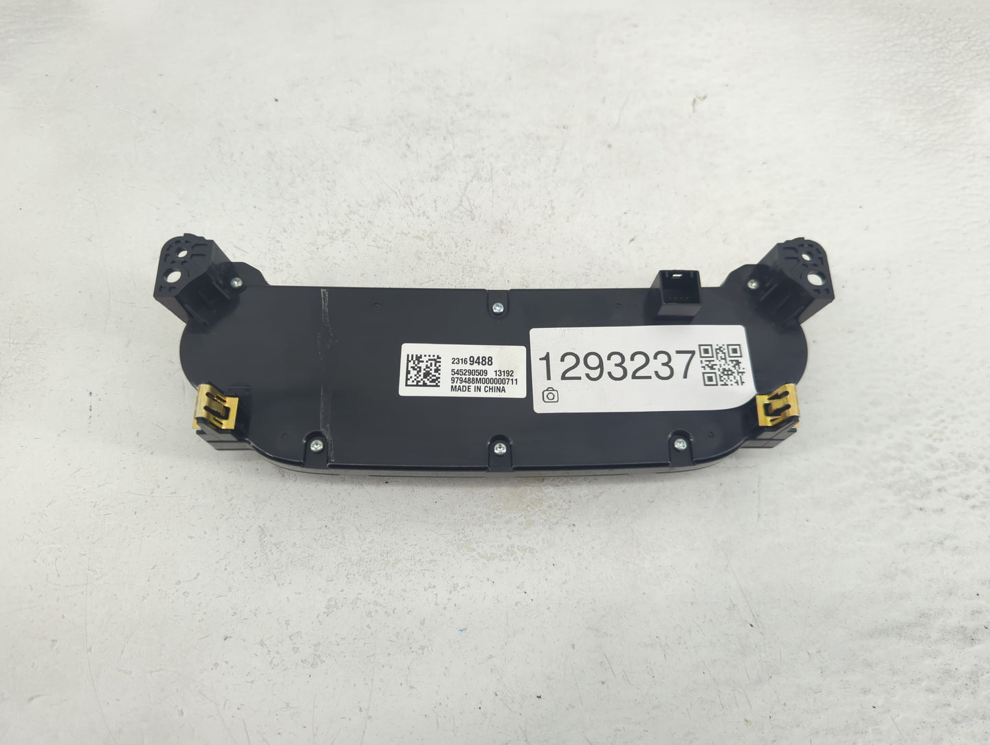 2014-2014 Chevrolet Malibu Radio Control Panel - Oemusedautoparts1.com