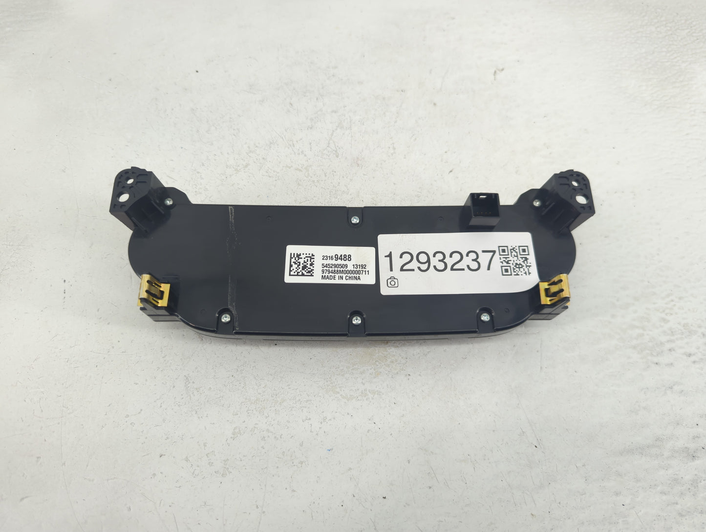2014-2014 Chevrolet Malibu Radio Control Panel - Oemusedautoparts1.com