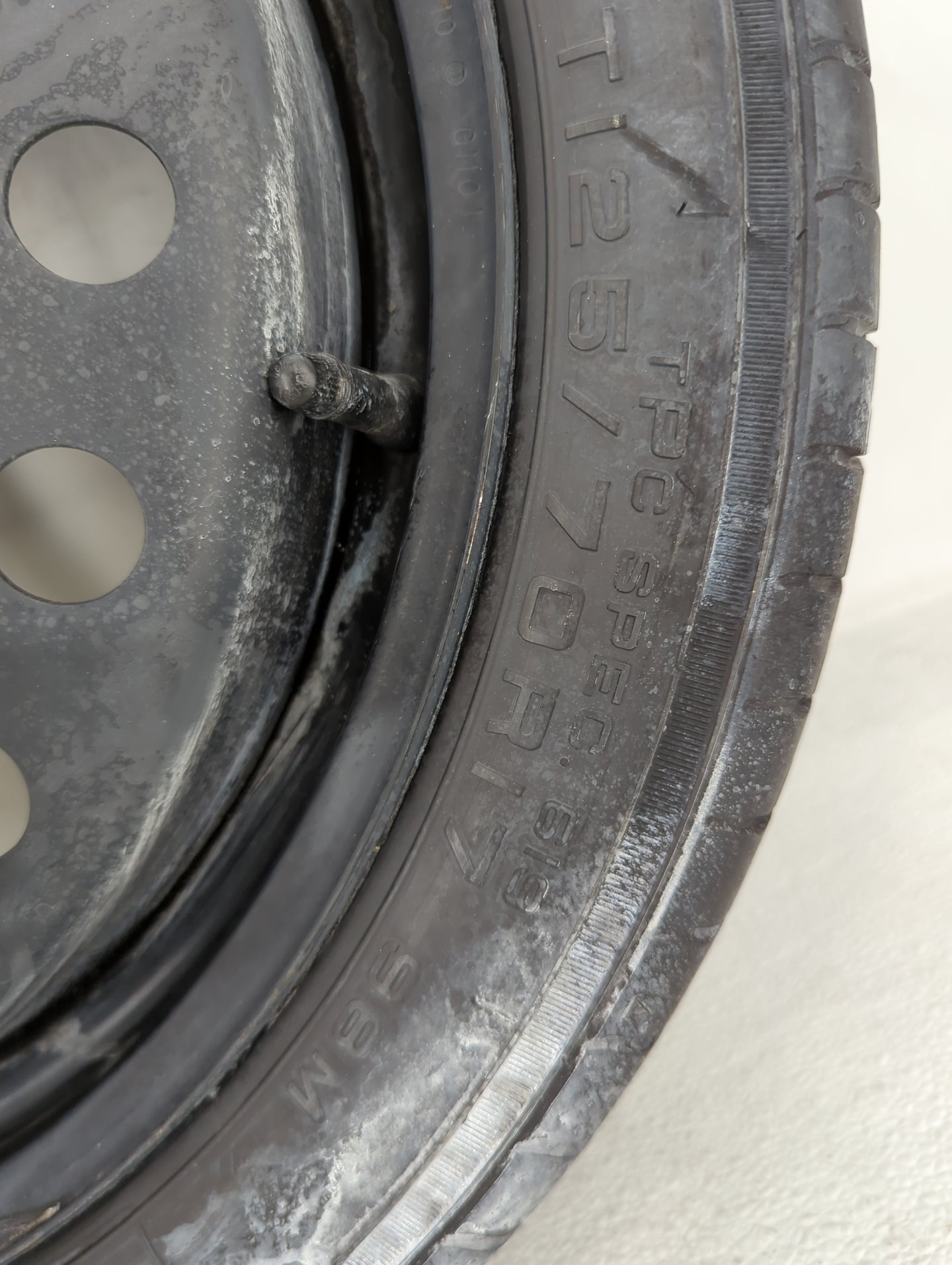 2013-2016 Chevrolet Malibu Spare Donut Tire Wheel Rim Oem - Oemusedautoparts1.com