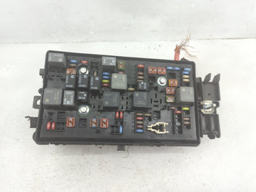 2014-2016 Chevrolet Malibu Fusebox Fuse Box Panel Relay Module P/N:812461952 Fits Fits 2014 2015 2016 OEM Used Auto Parts