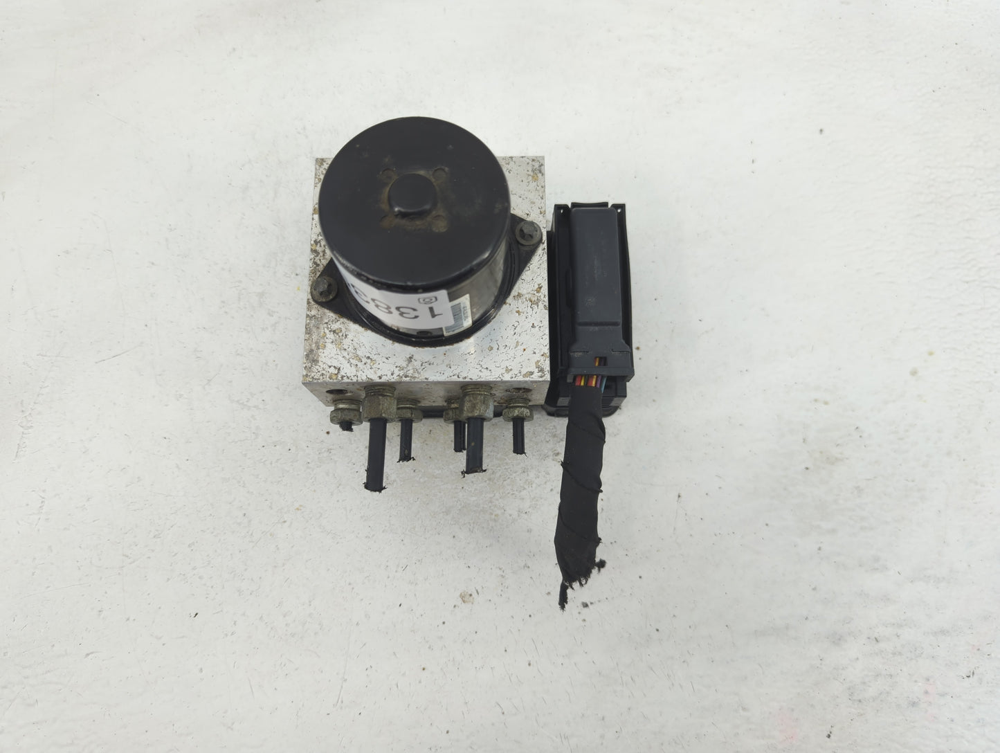 2013-2016 Chevrolet Malibu ABS Pump Control Module Replacement P/N:22863598 Fits Fits 2012 2013 2014 2015 2016 OEM Used Auto