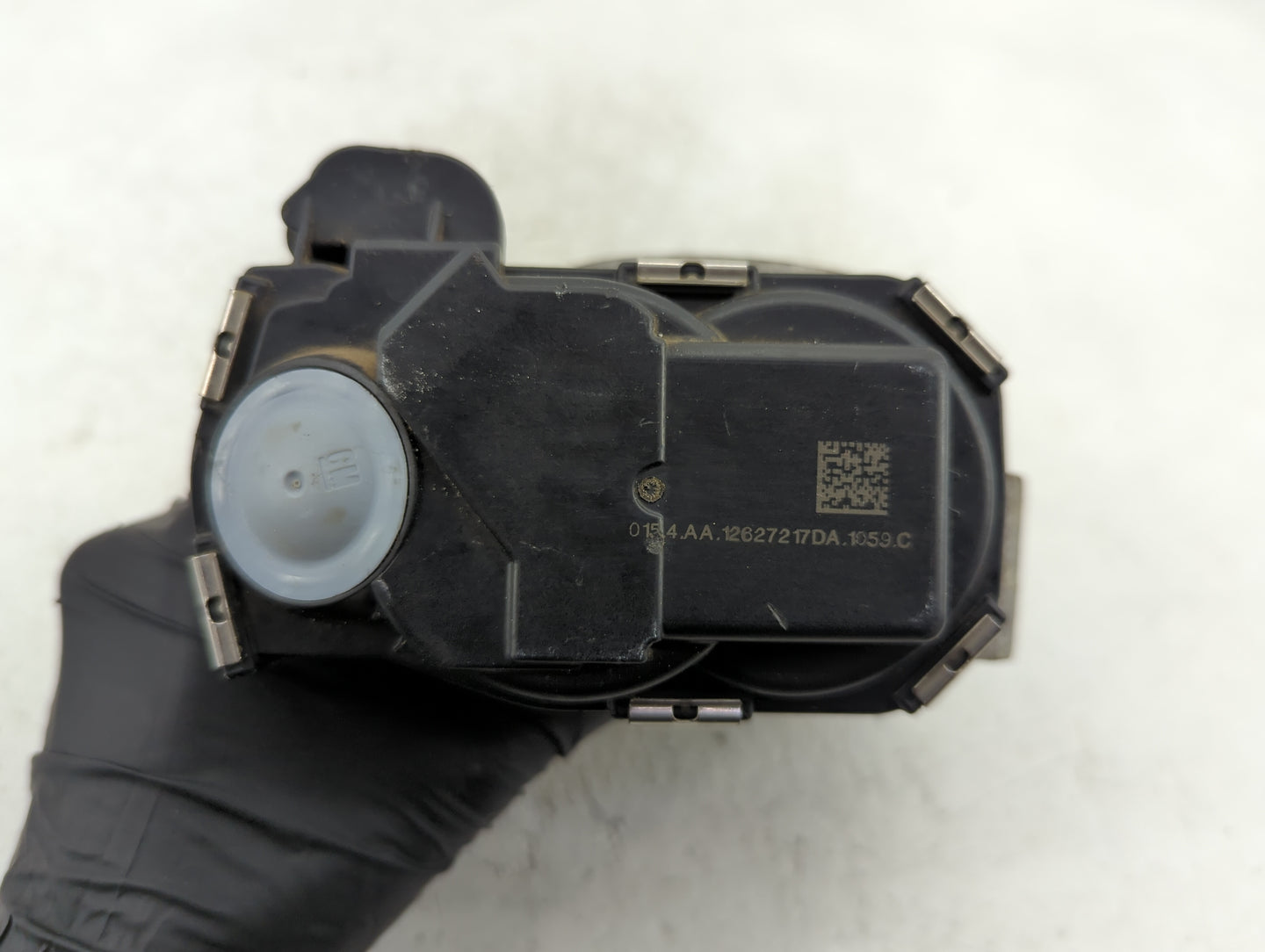 2013-2015 Chevrolet Malibu Throttle Body P/N:12627217DA Fits Fits 2013 2014 2015 2017 2018 2019 2020 OEM Used Auto Parts - O
