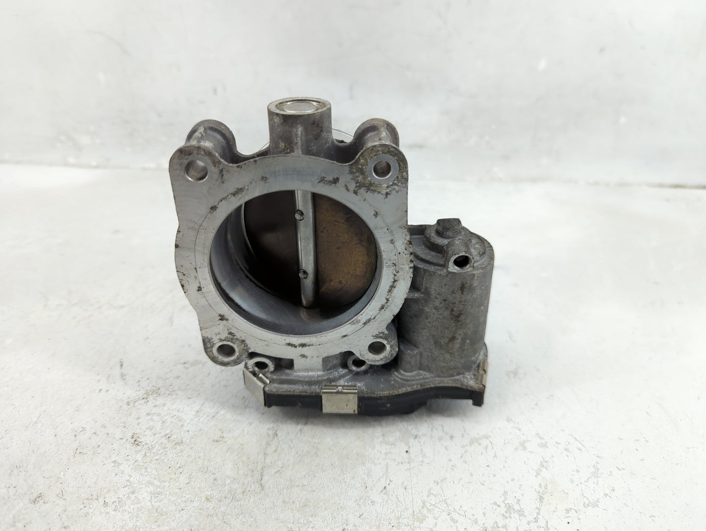 2013-2015 Chevrolet Malibu Throttle Body P/N:12627217DA Fits Fits 2013 2014 2015 2017 2018 2019 2020 OEM Used Auto Parts - O